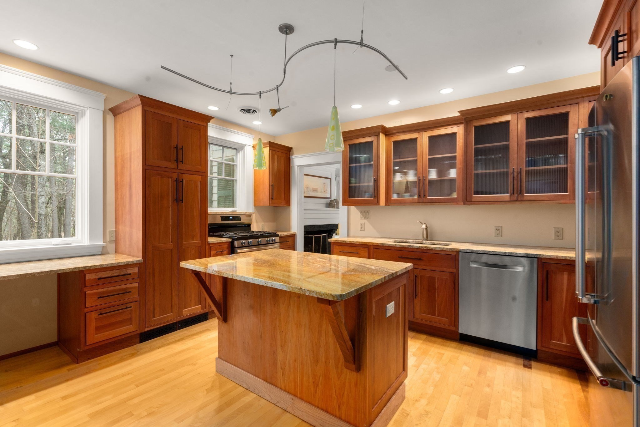 main property photo 9
