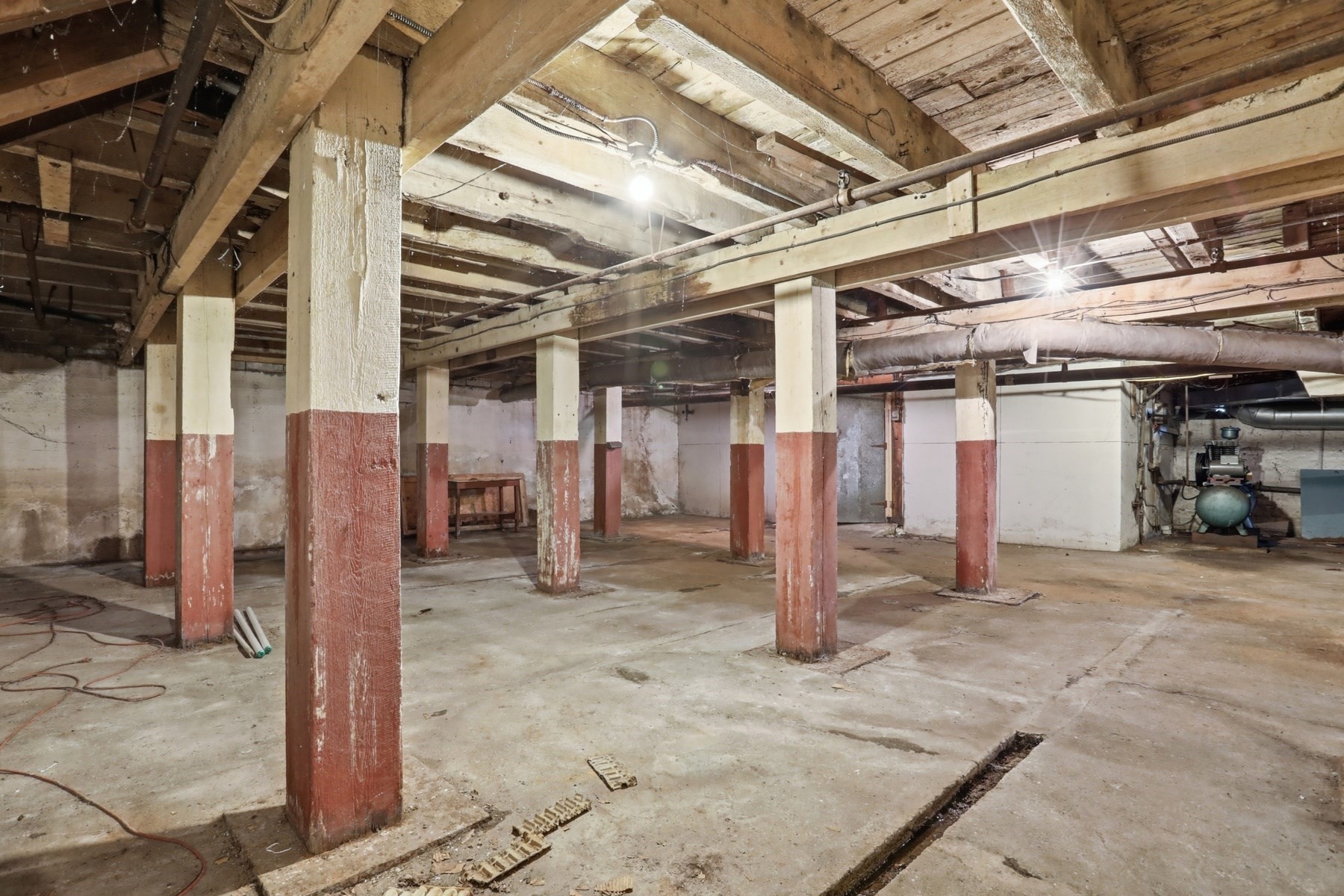 main property photo 17