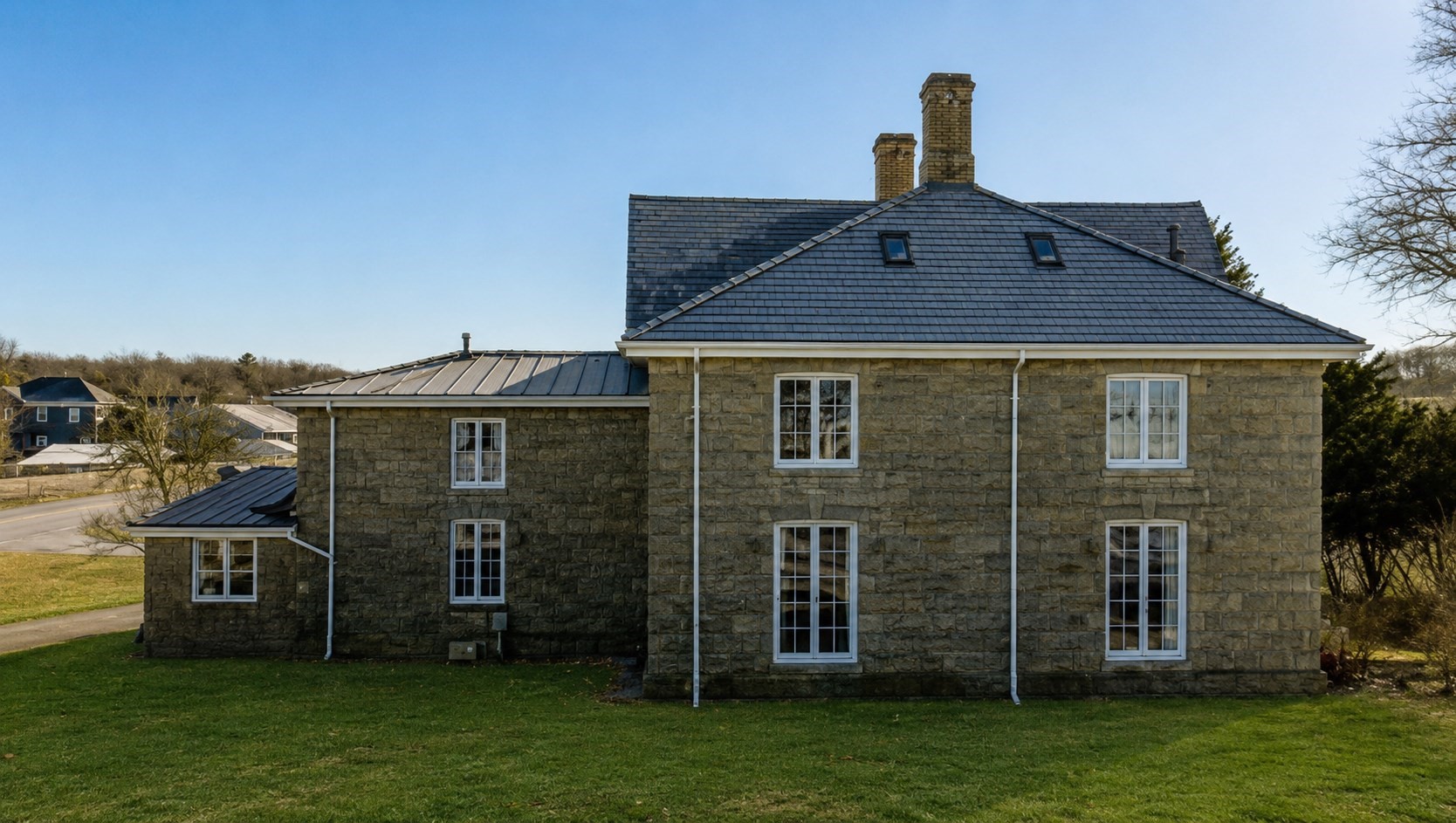 main property photo 2