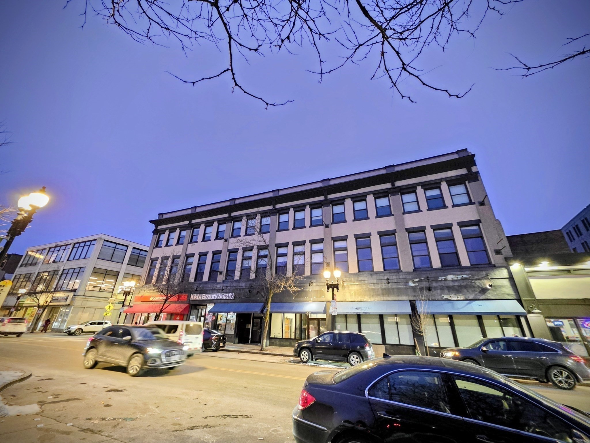 main property photo 3