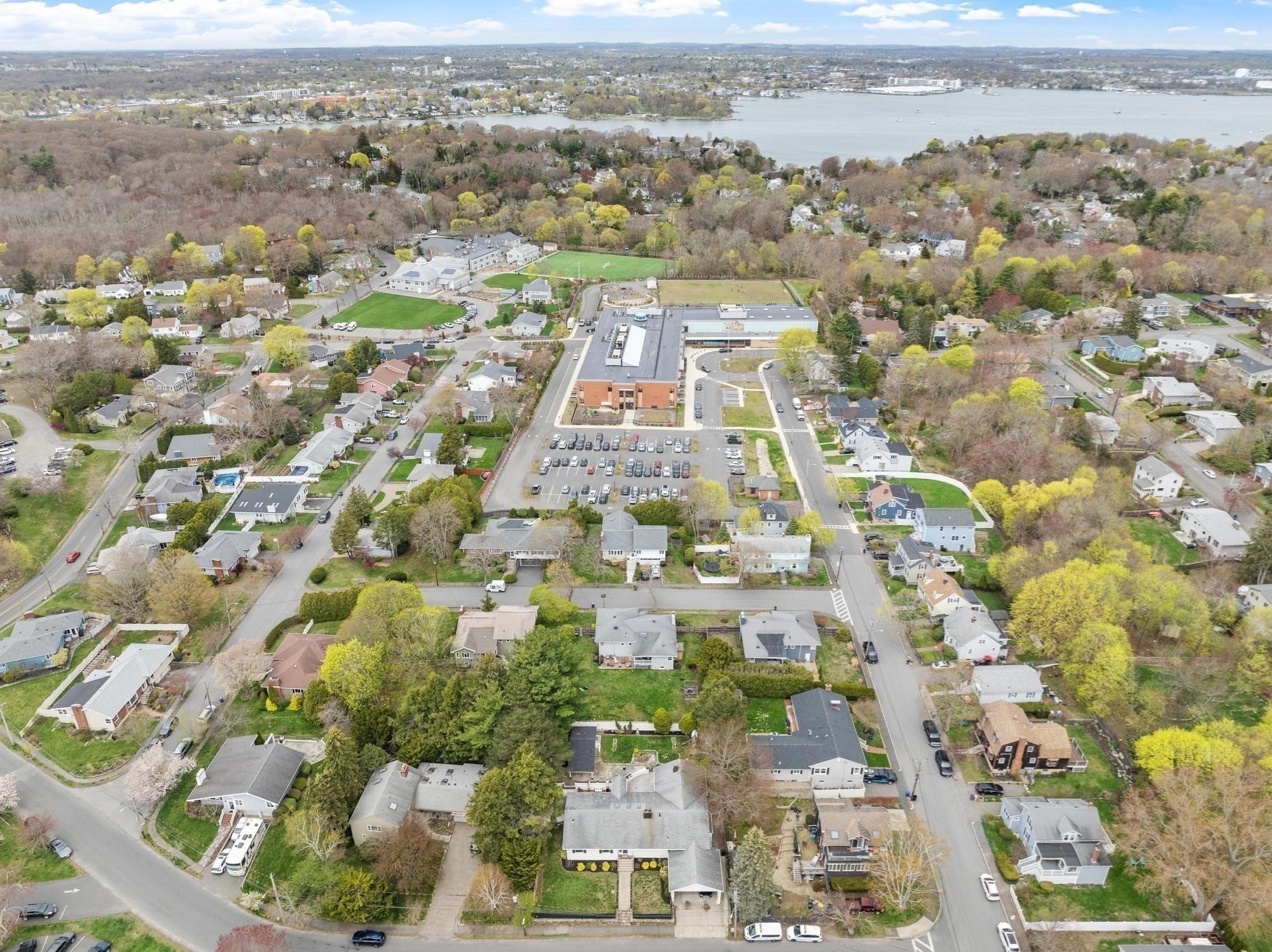 main property photo 40