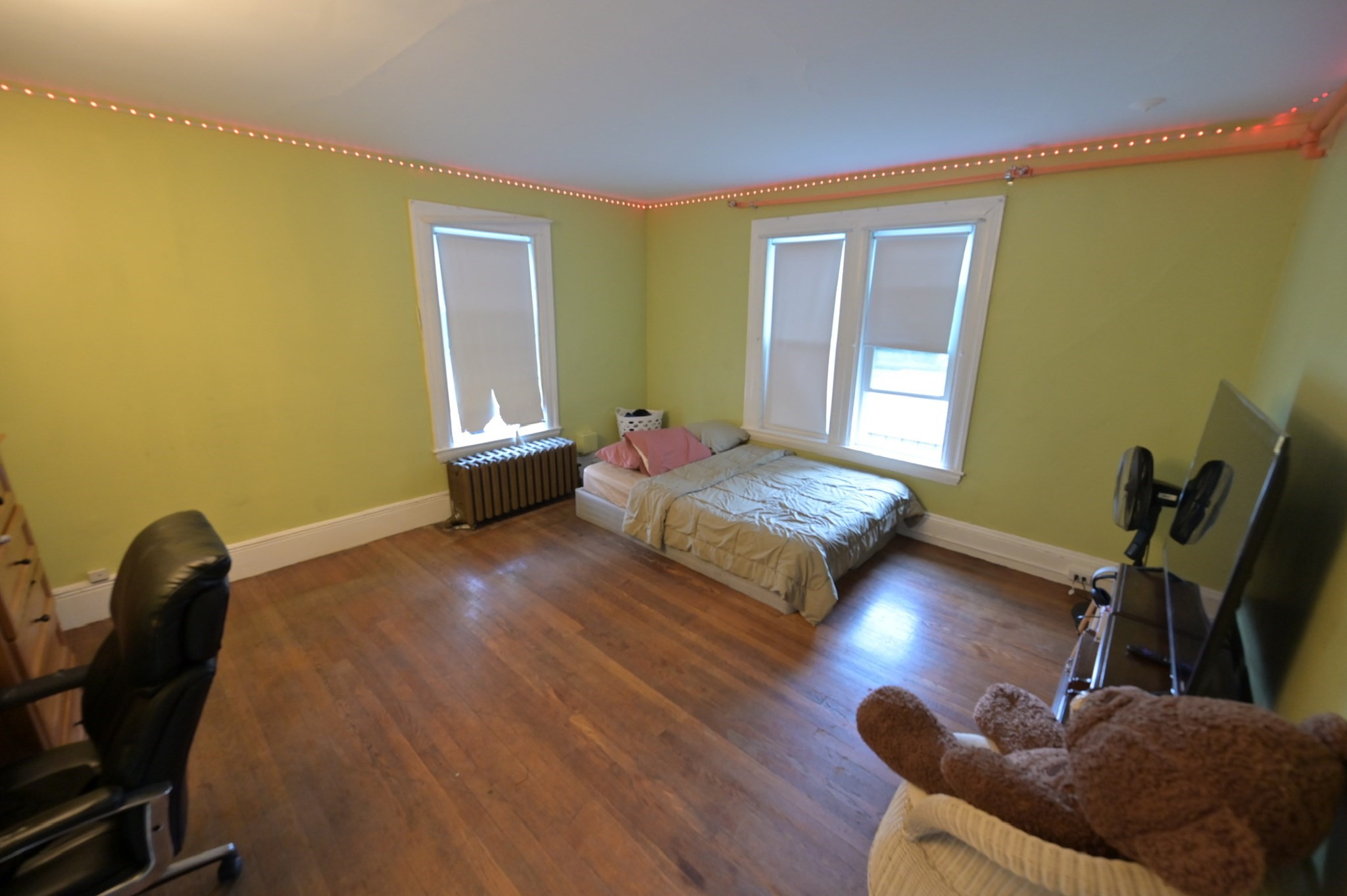 main property photo 13