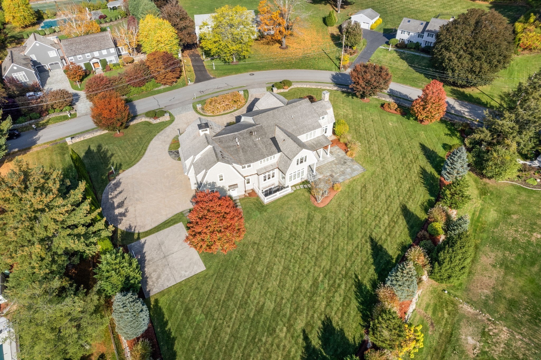main property photo 32