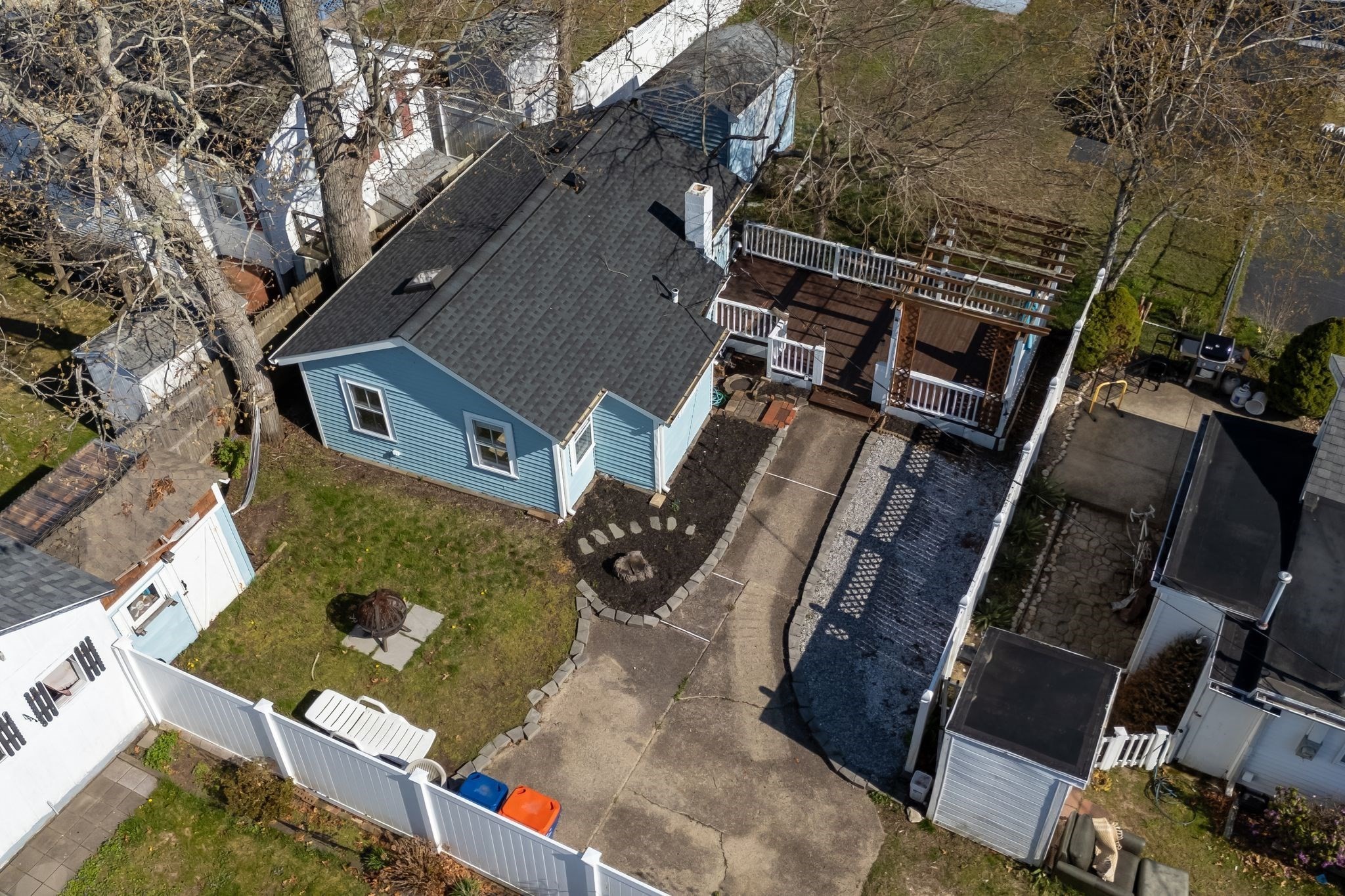 main property photo 24