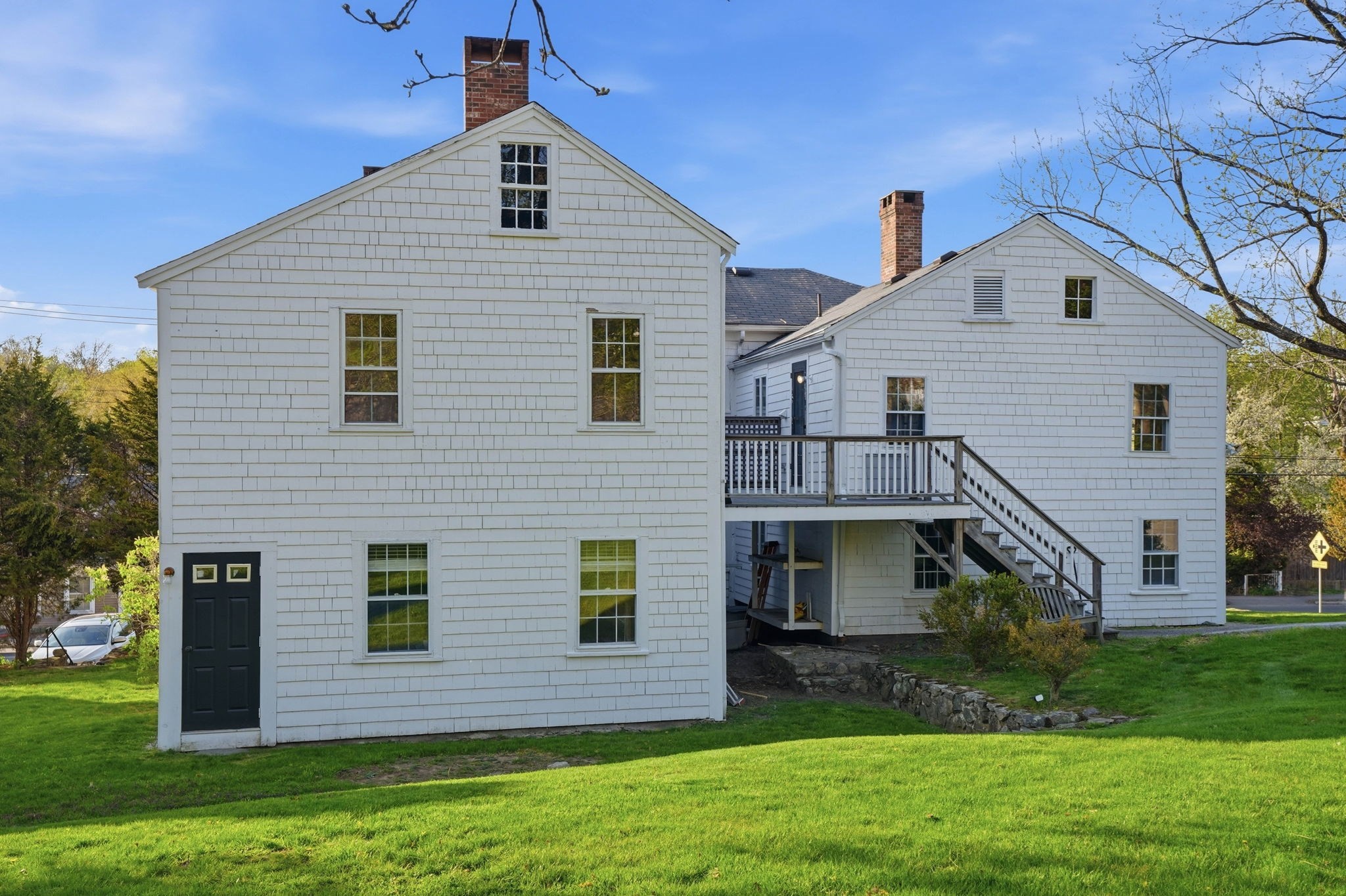 main property photo 17