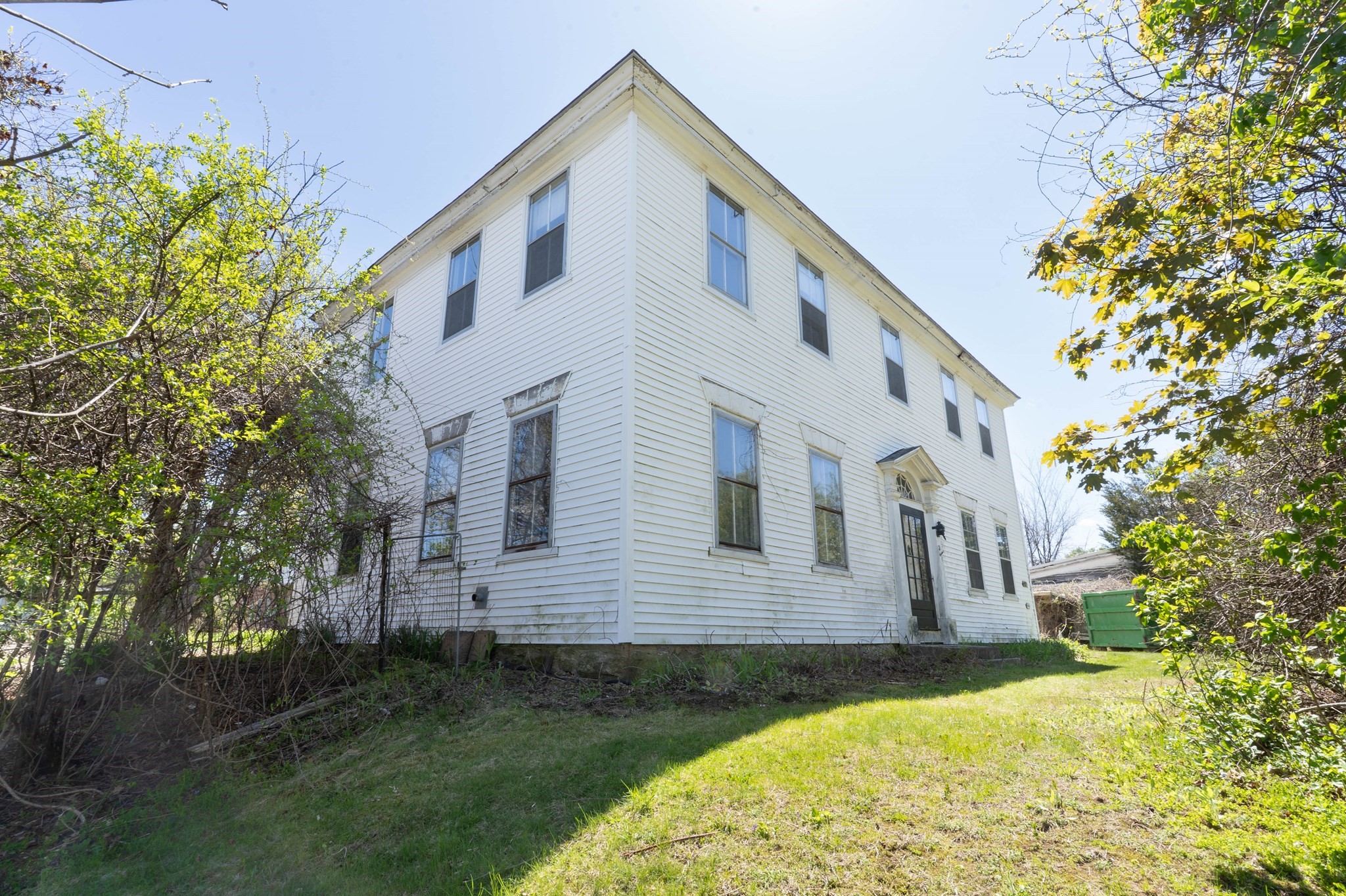 main property photo 27
