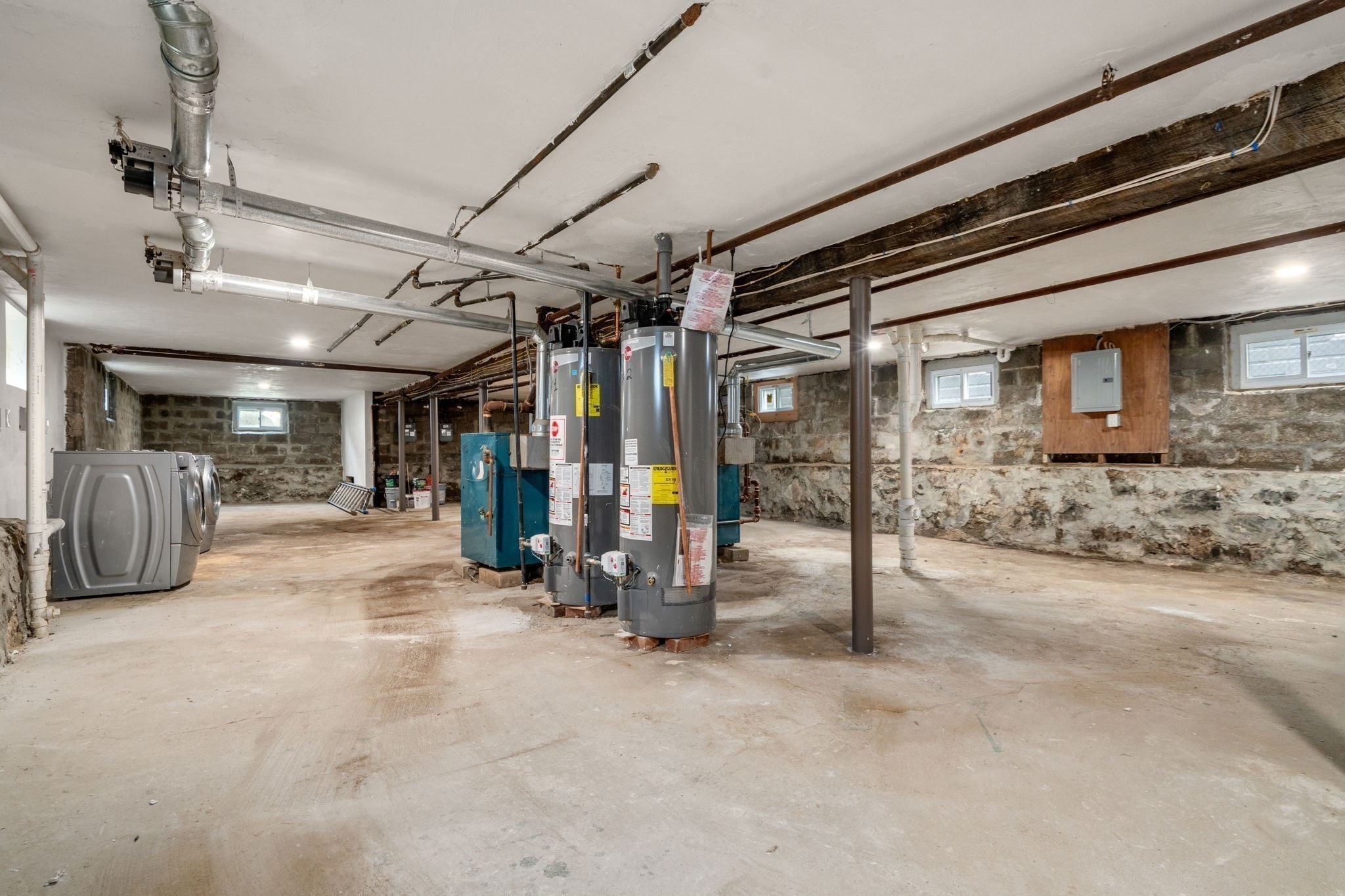 main property photo 37