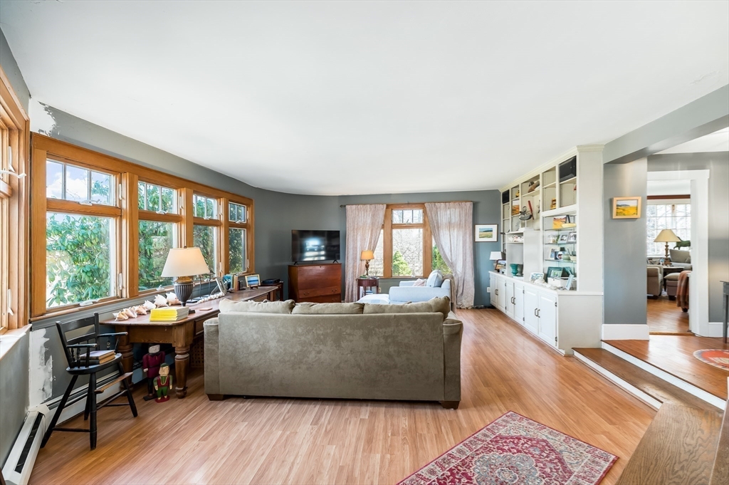 main property photo 17