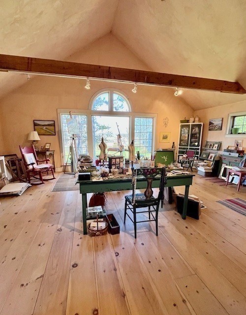 main property photo 37