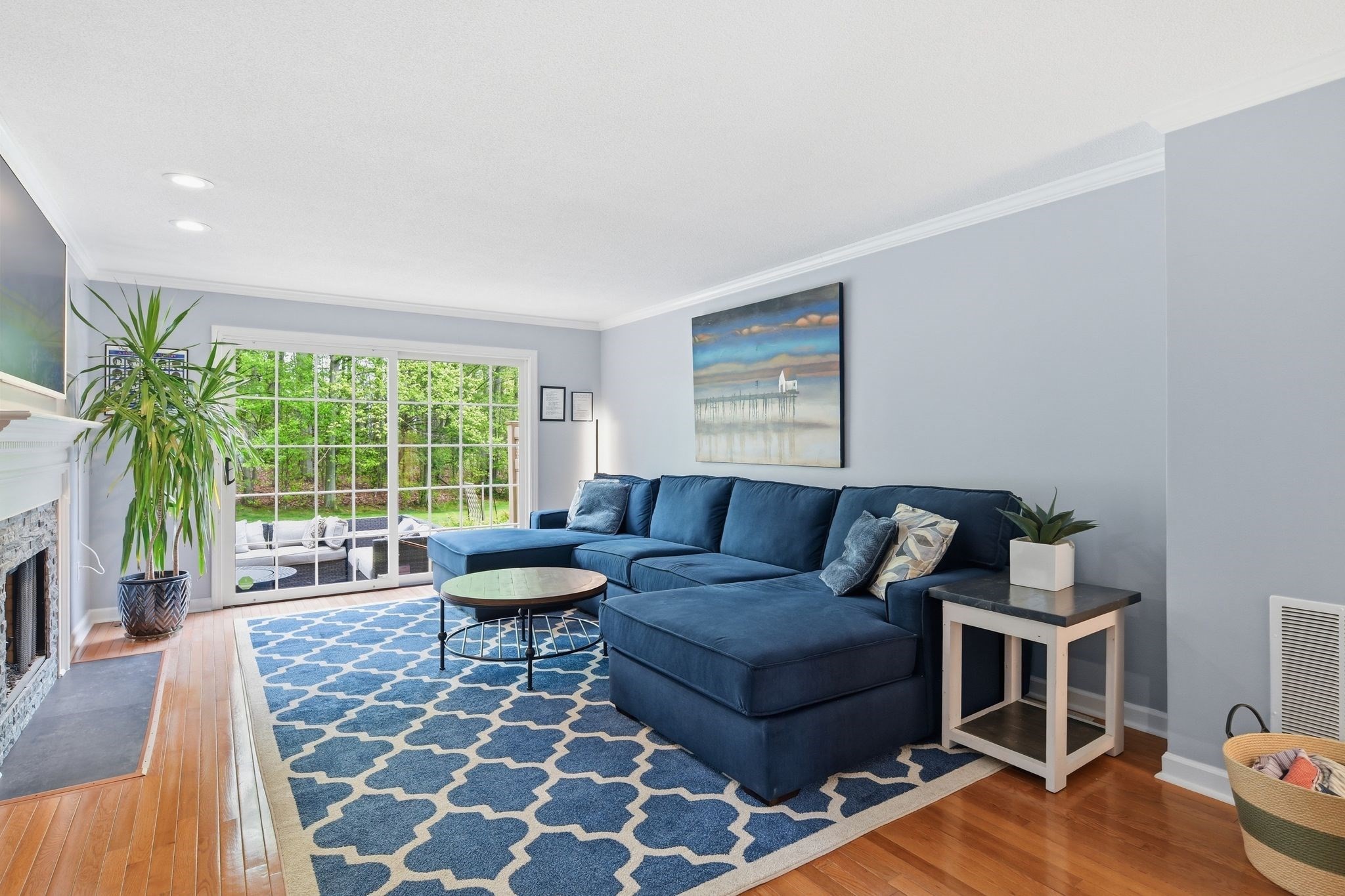 main property photo 17