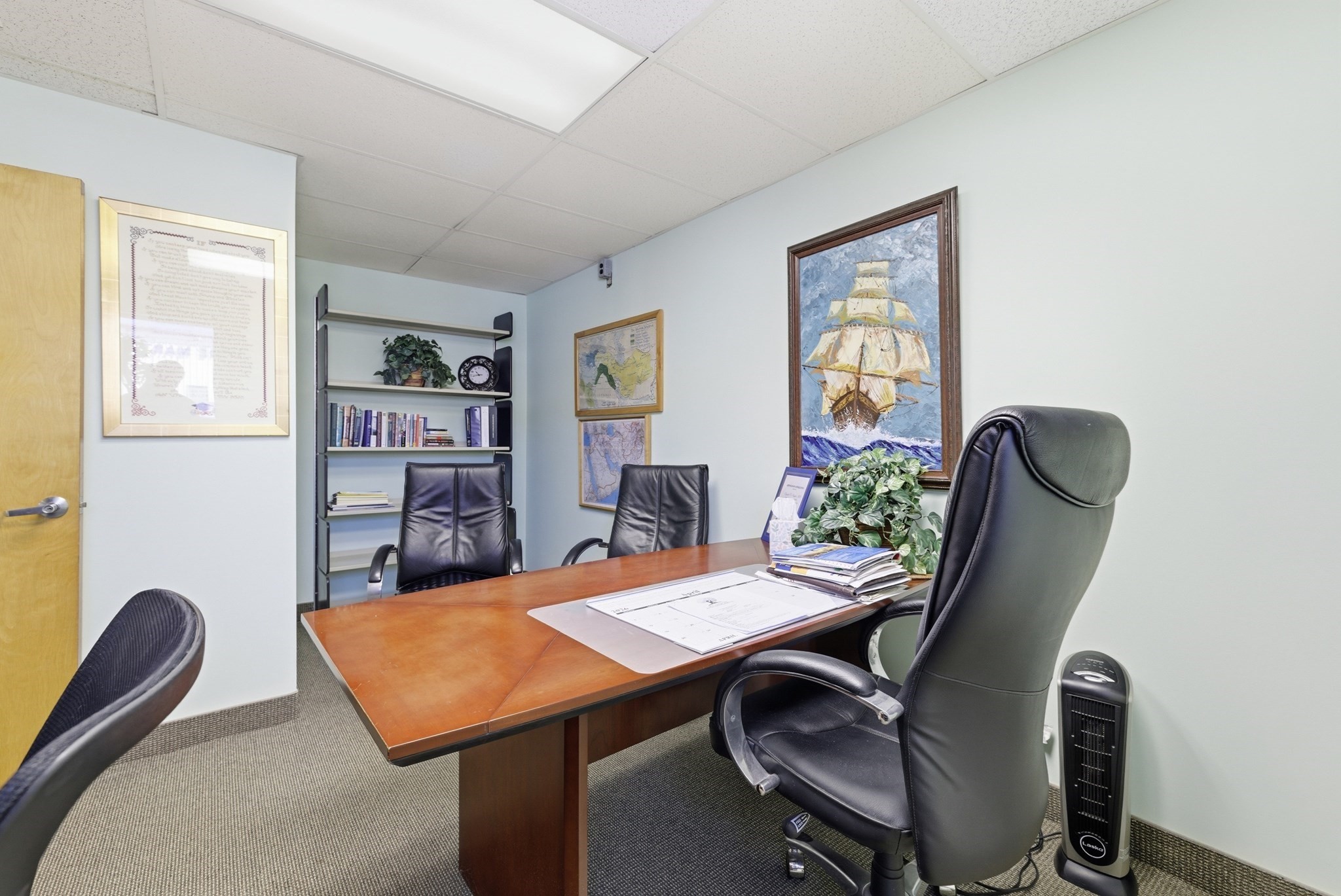 main property photo 6