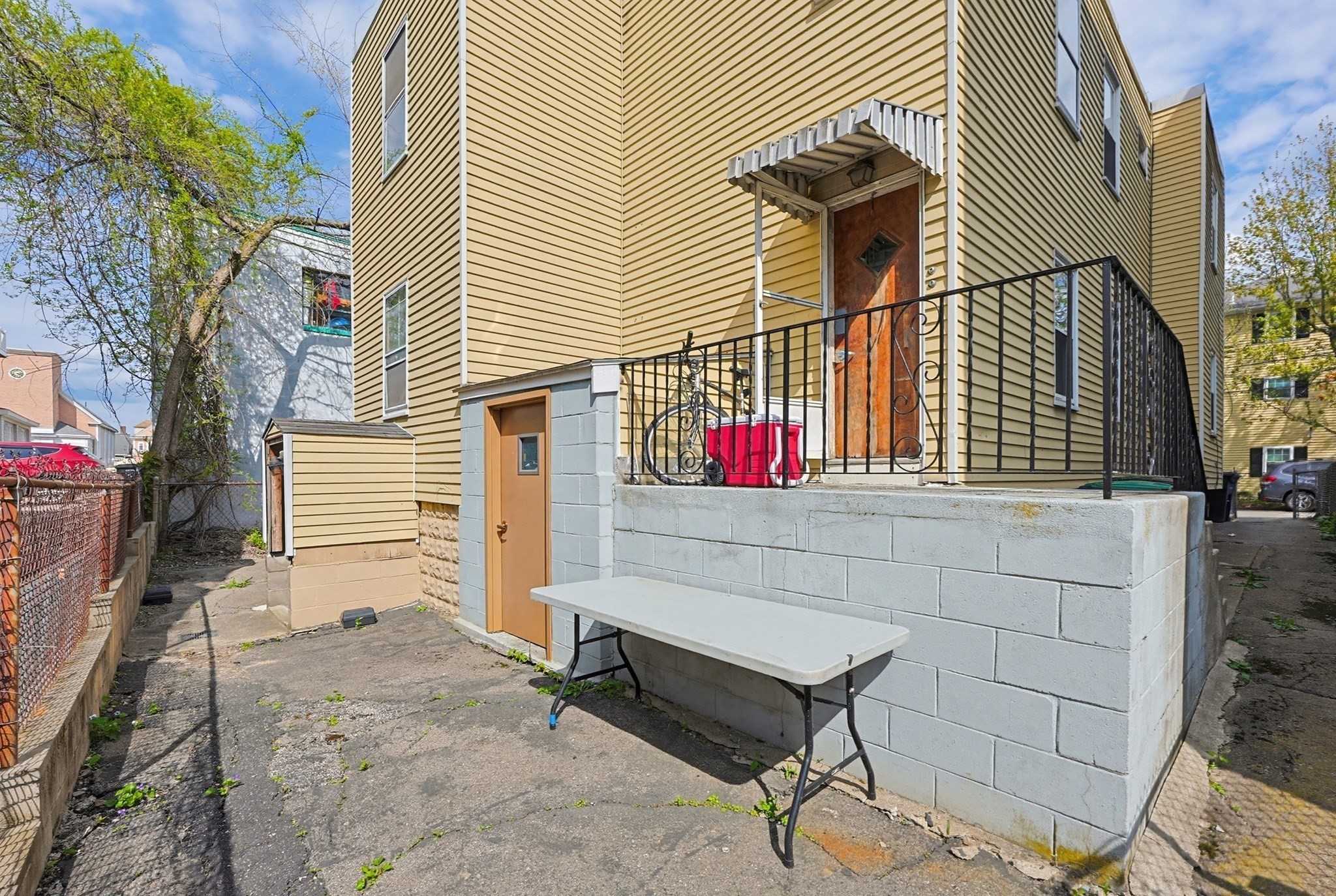 main property photo 17