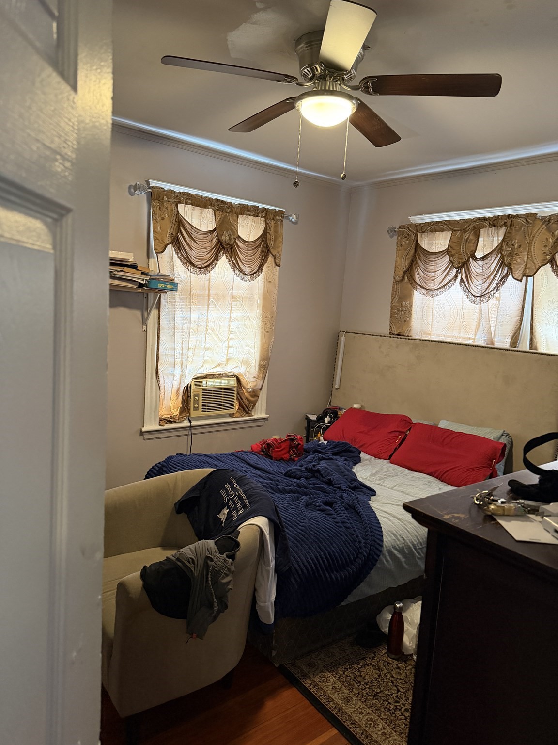 main property photo 10