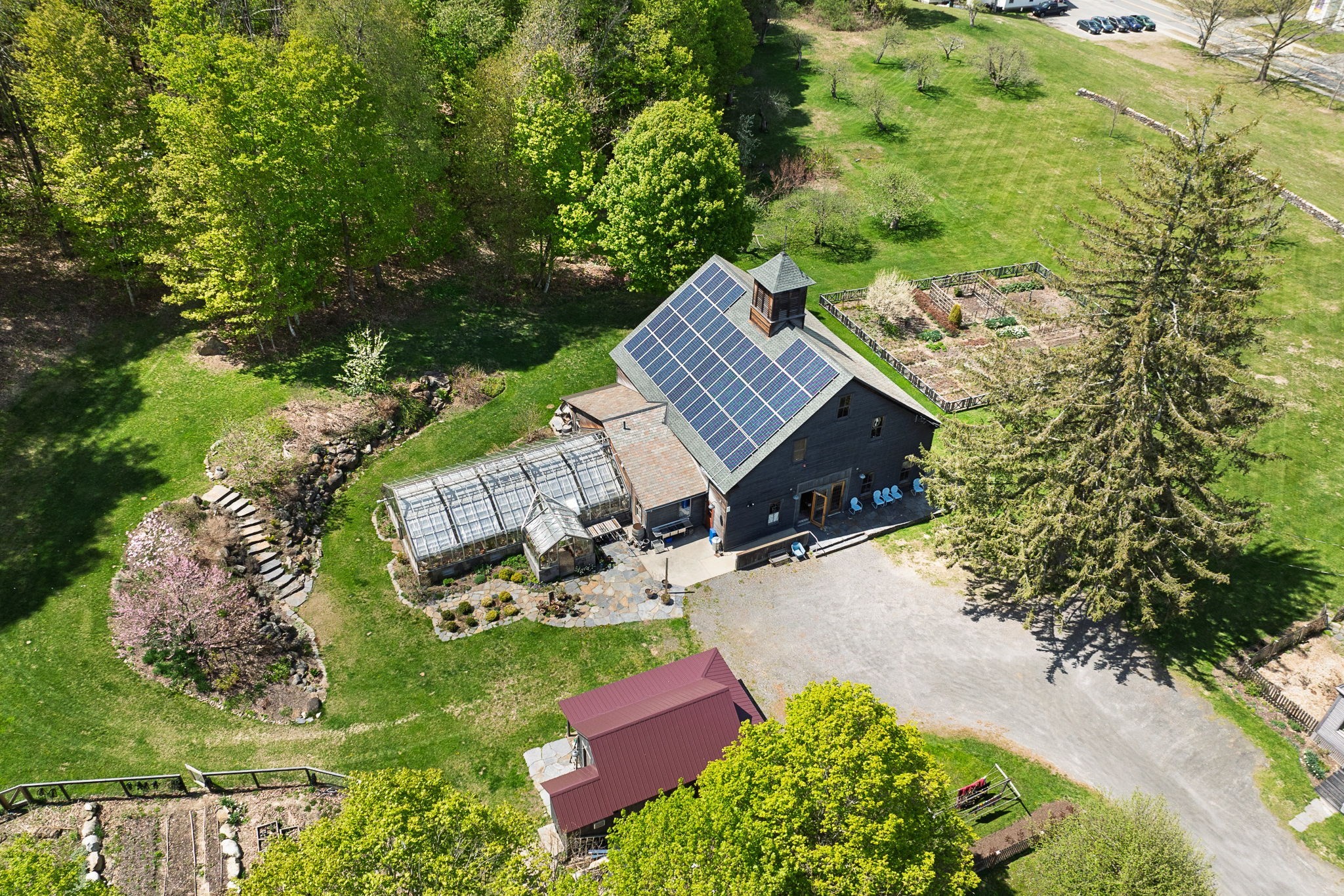 main property photo 36