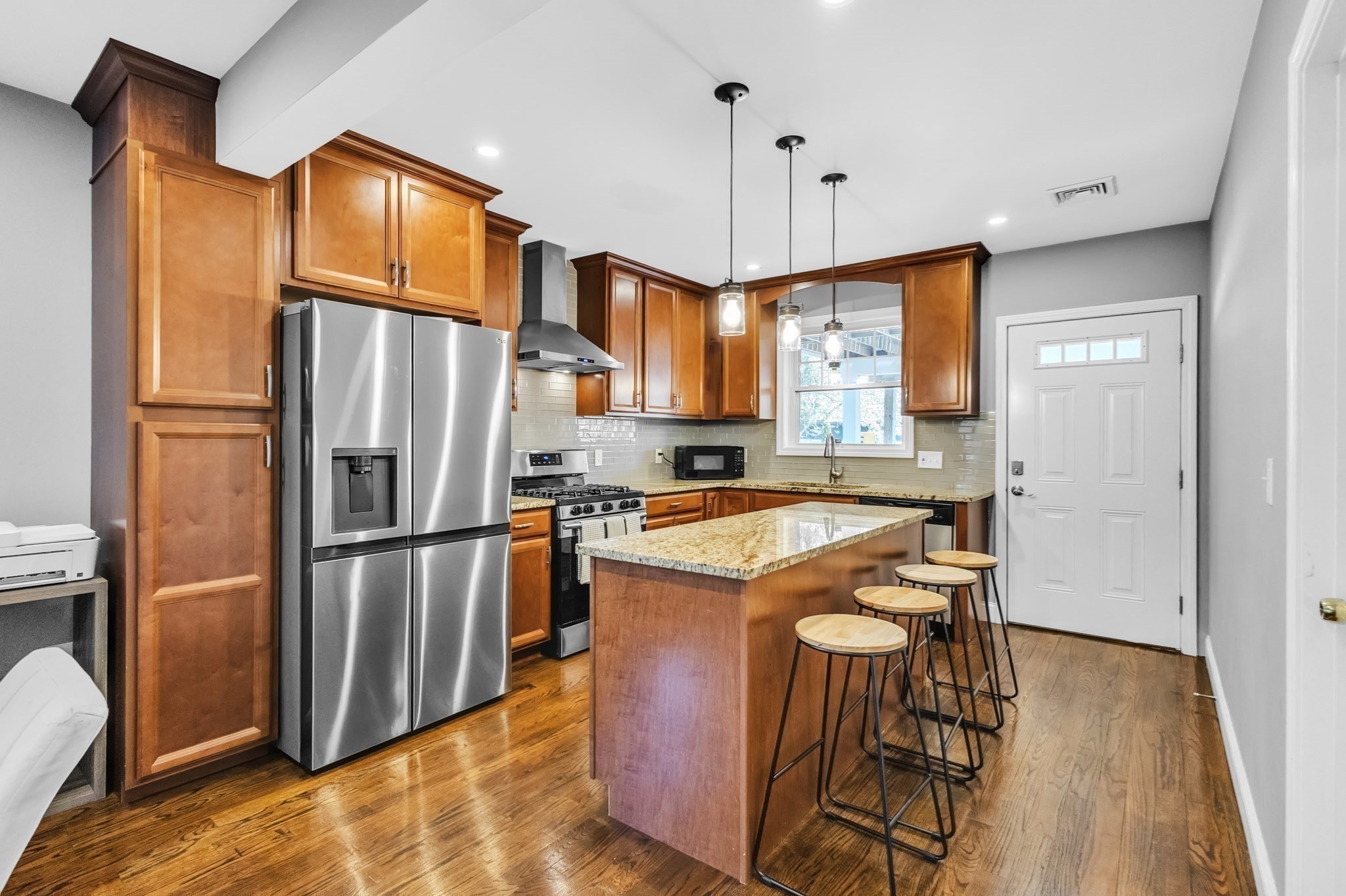 main property photo 14