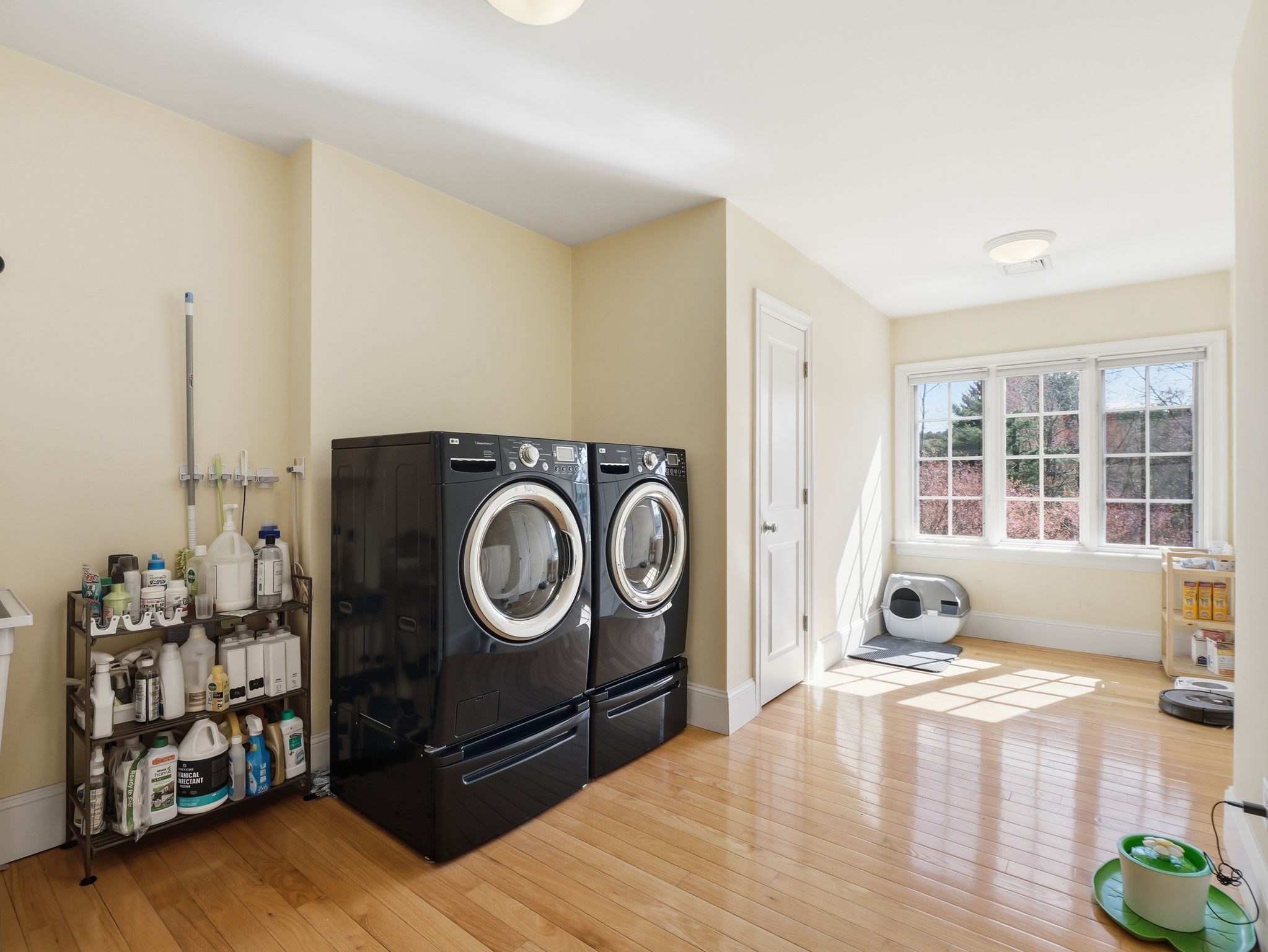 main property photo 26