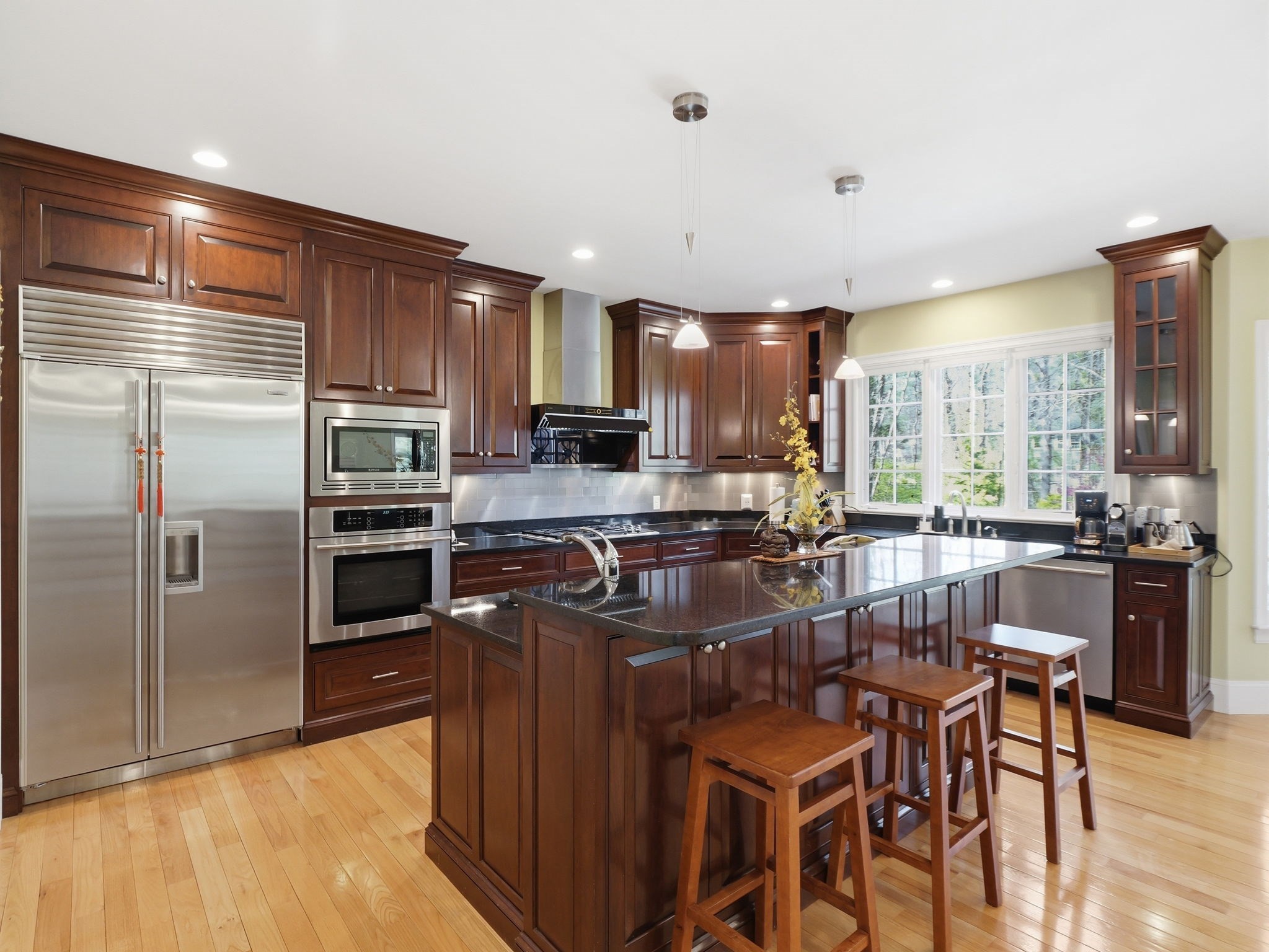 main property photo 7