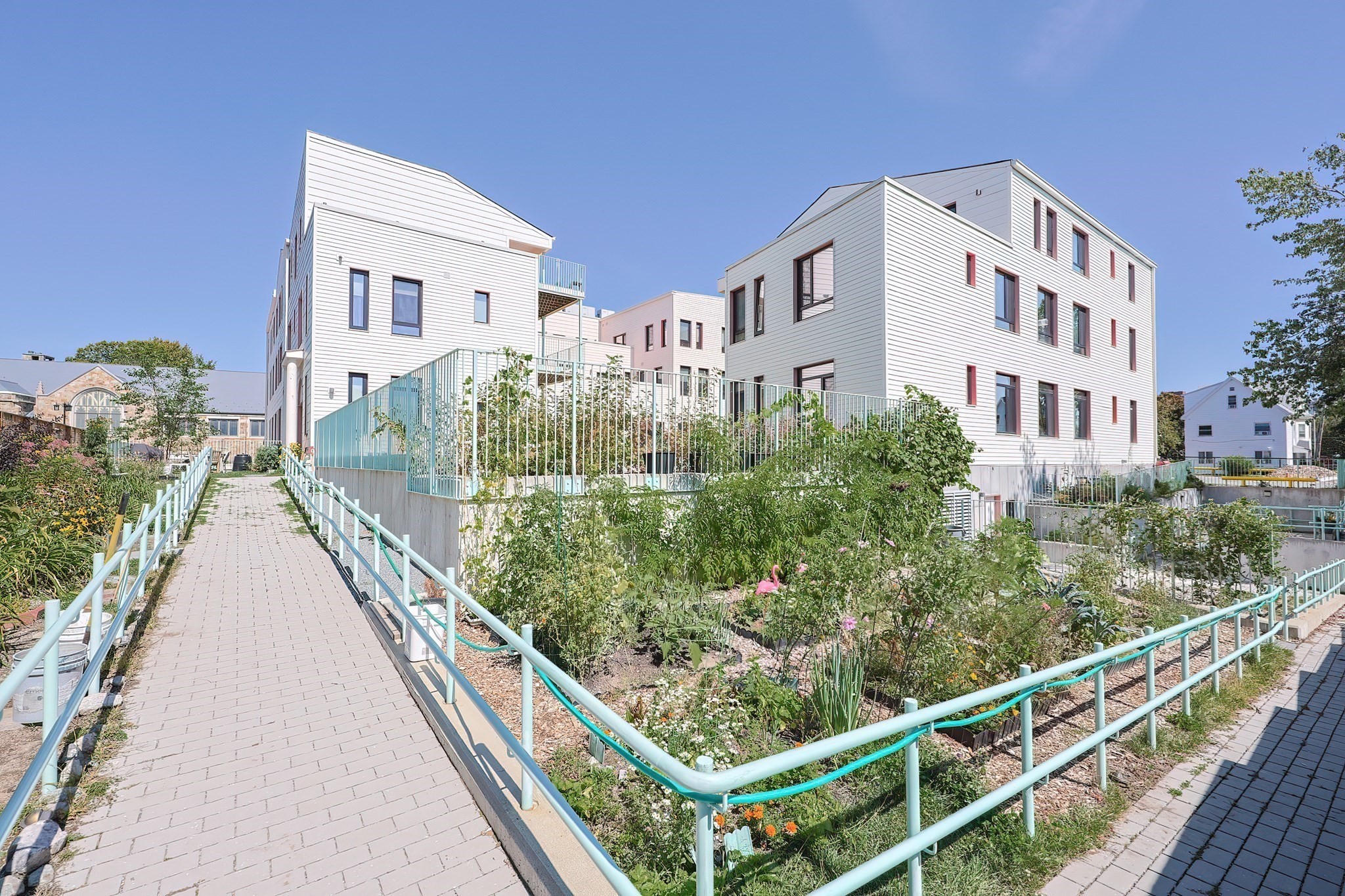 main property photo 35