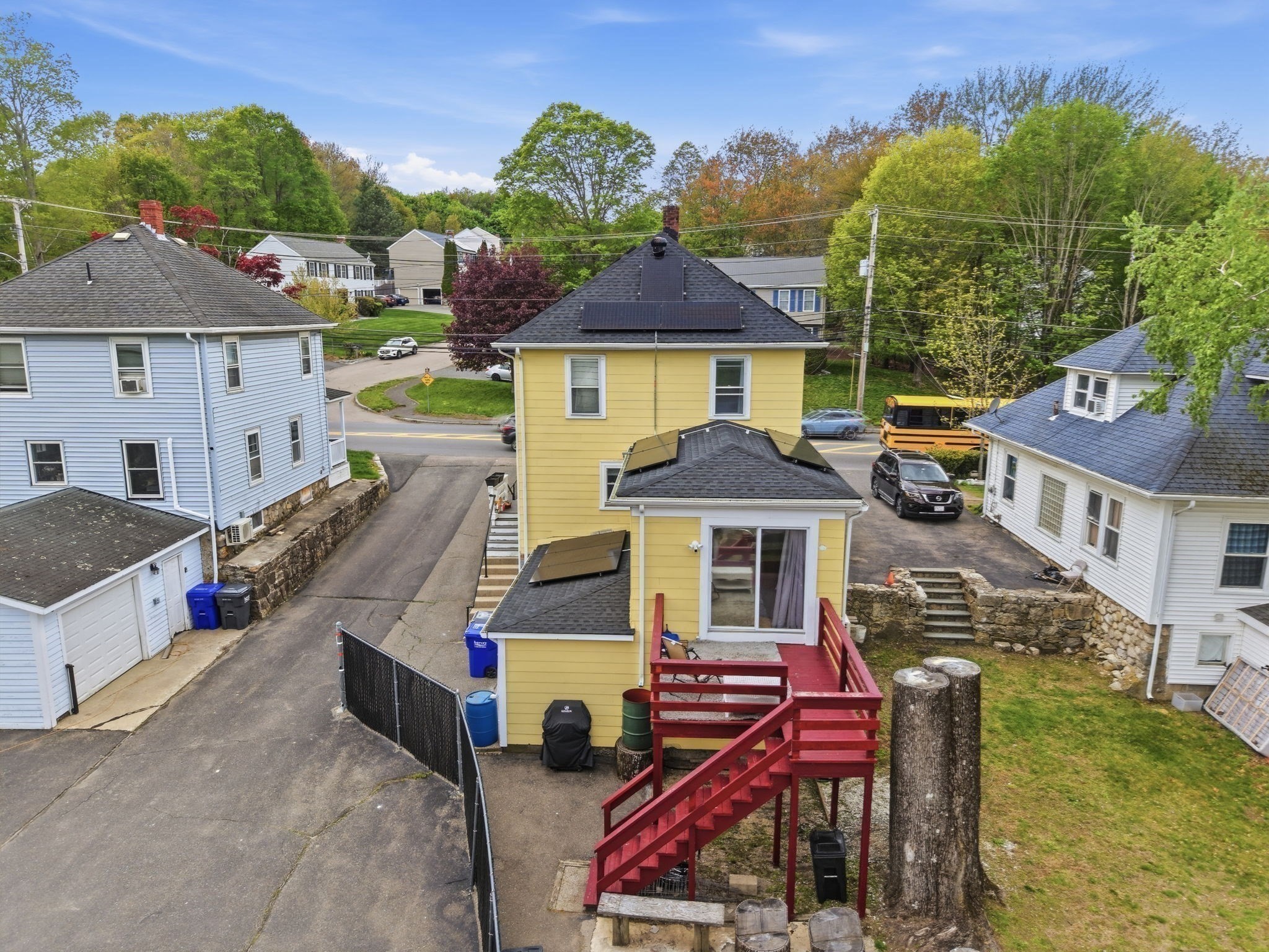 main property photo 27