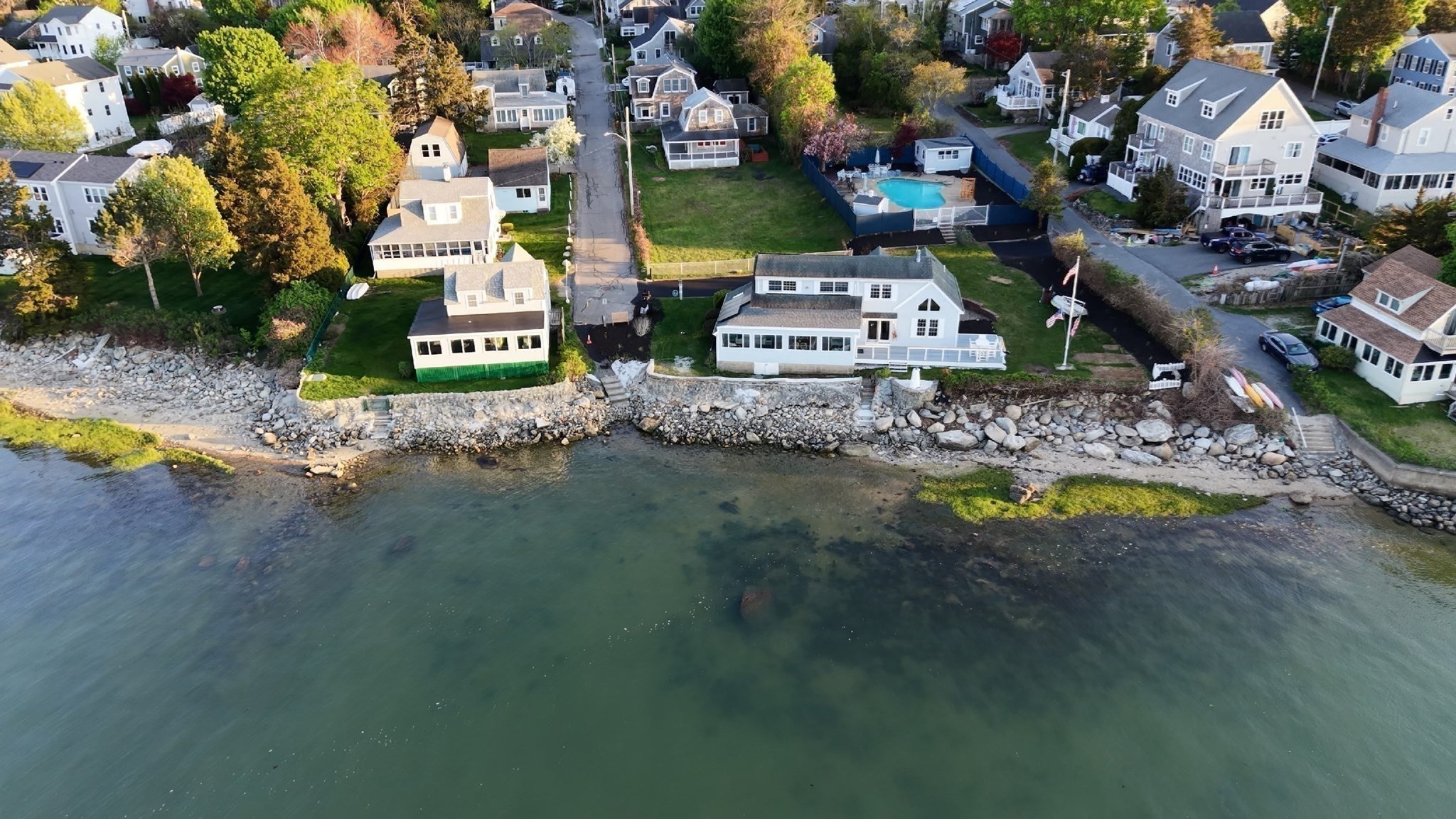 main property photo 30