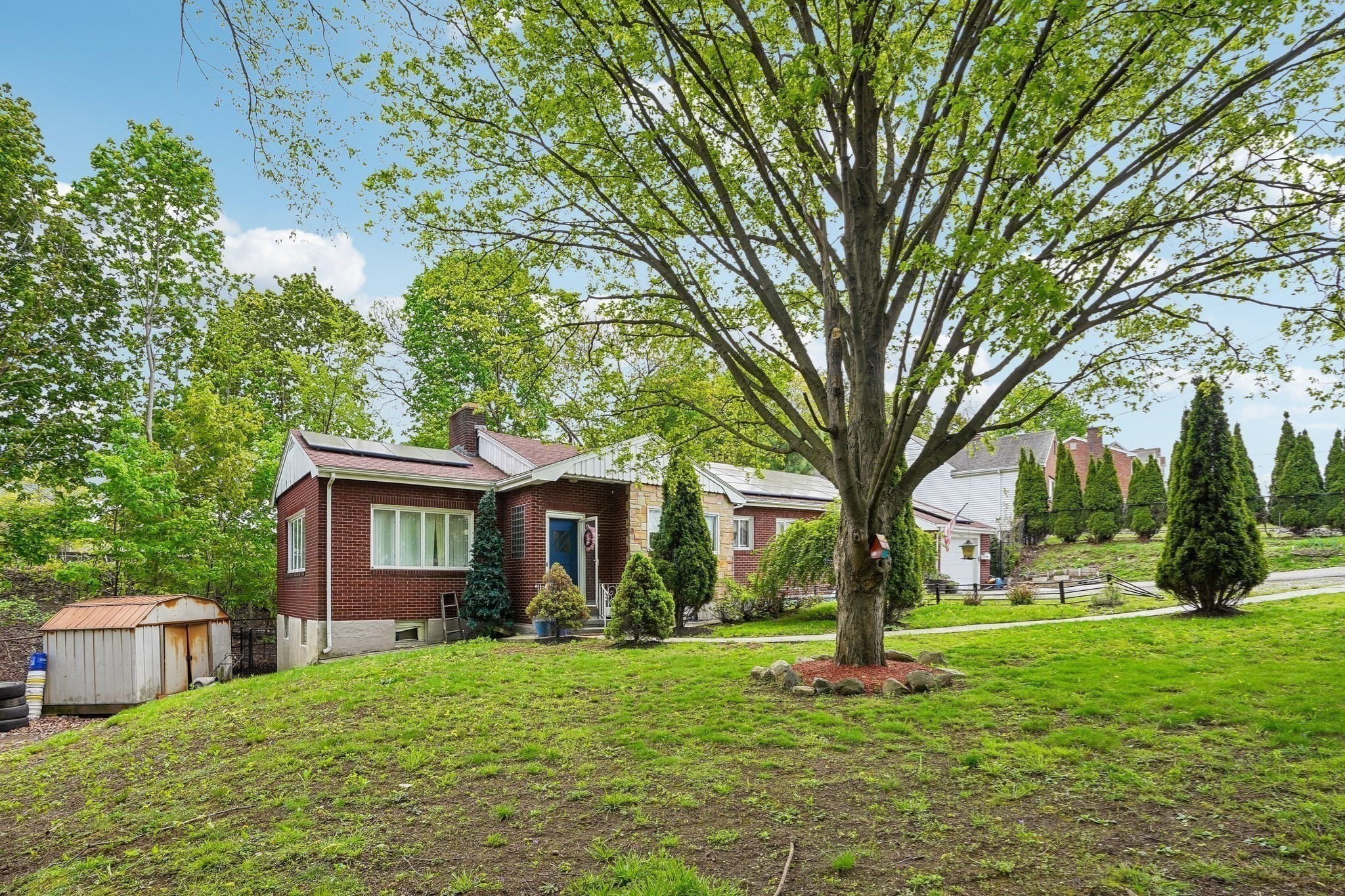 main property photo 3