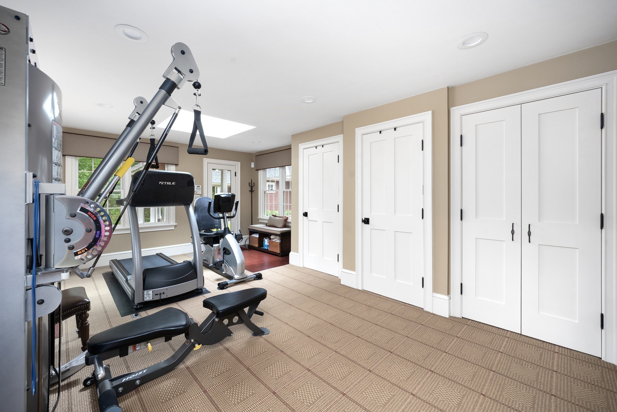 main property photo 14