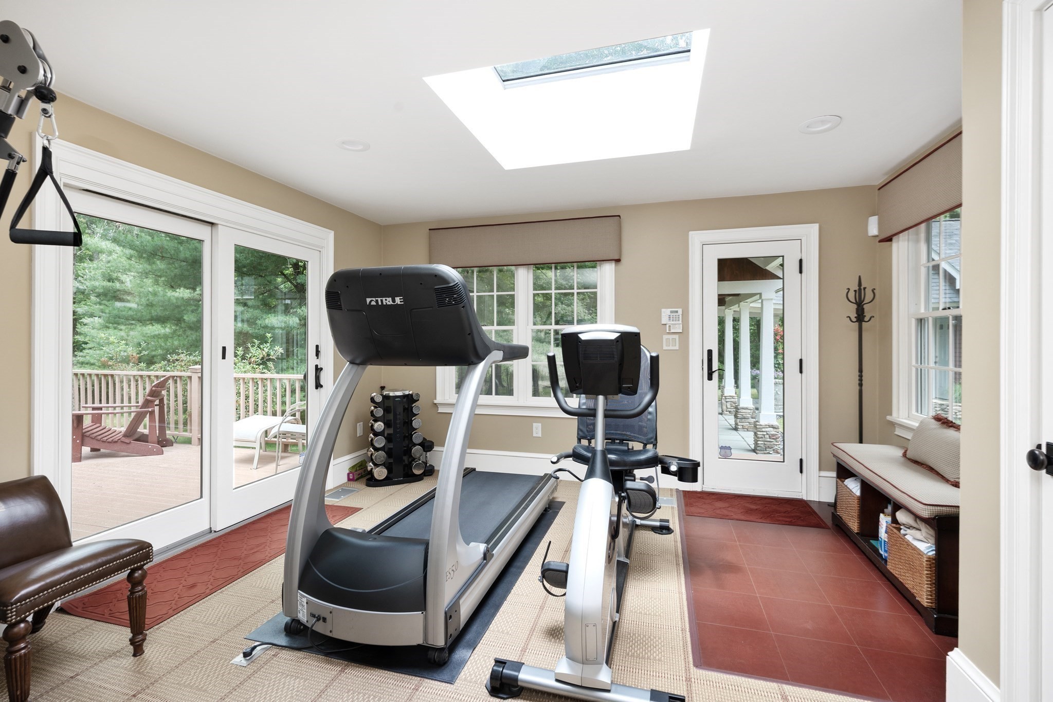 main property photo 15
