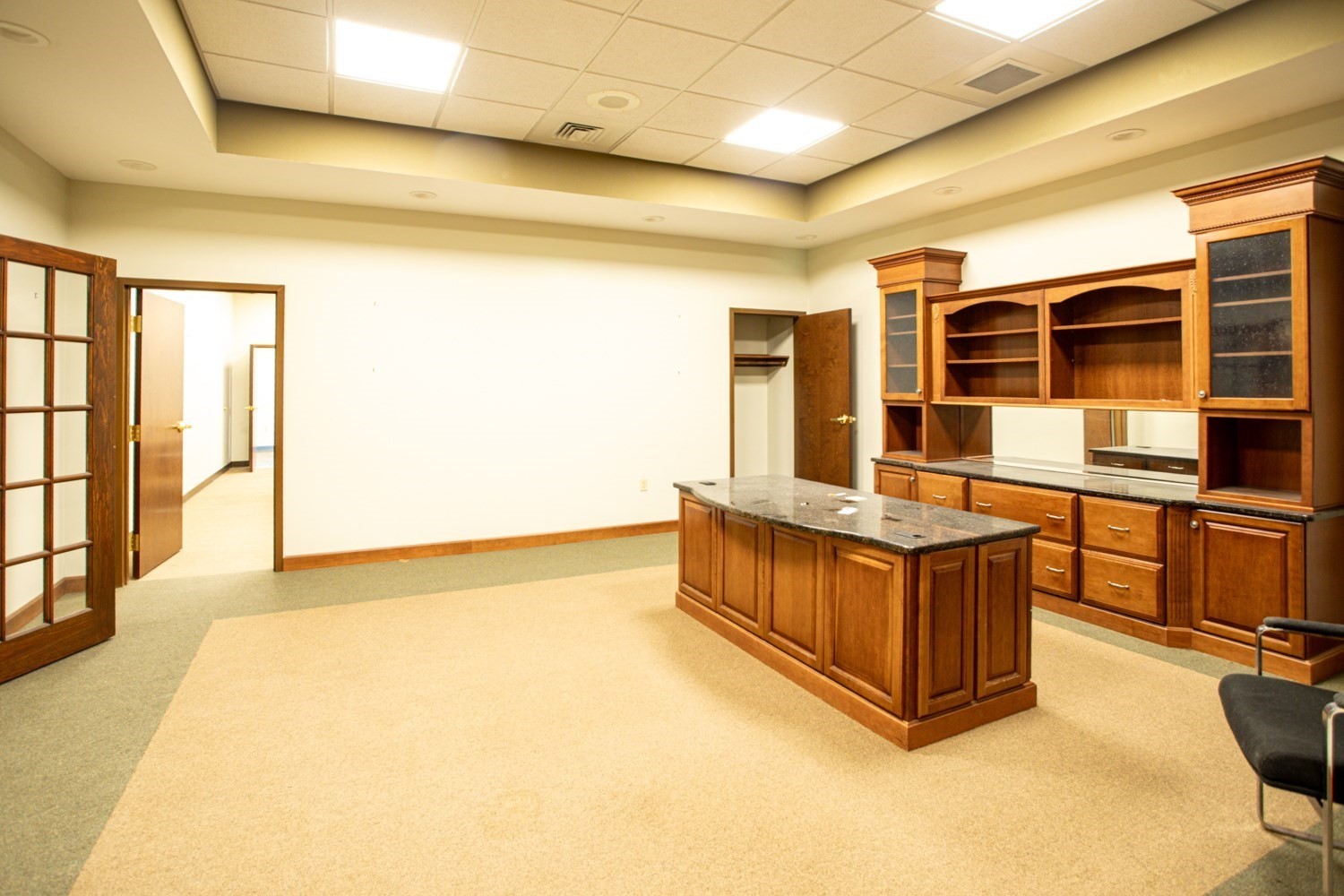 main property photo 16