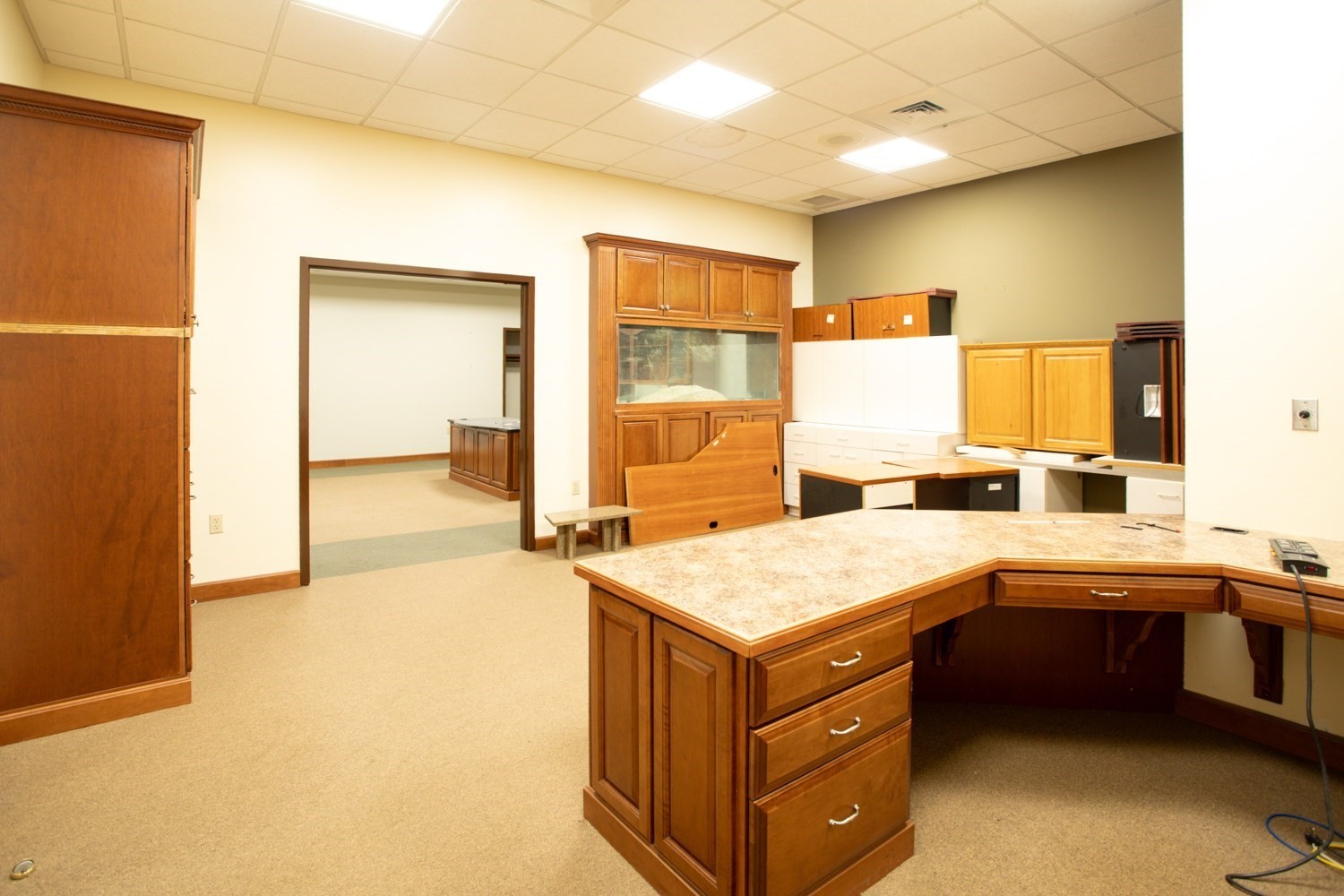 main property photo 17