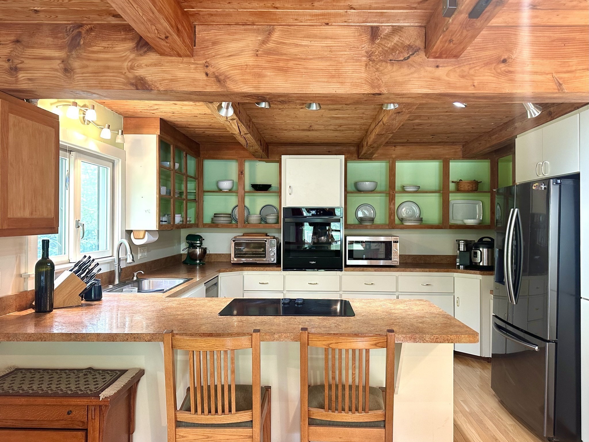 main property photo 8