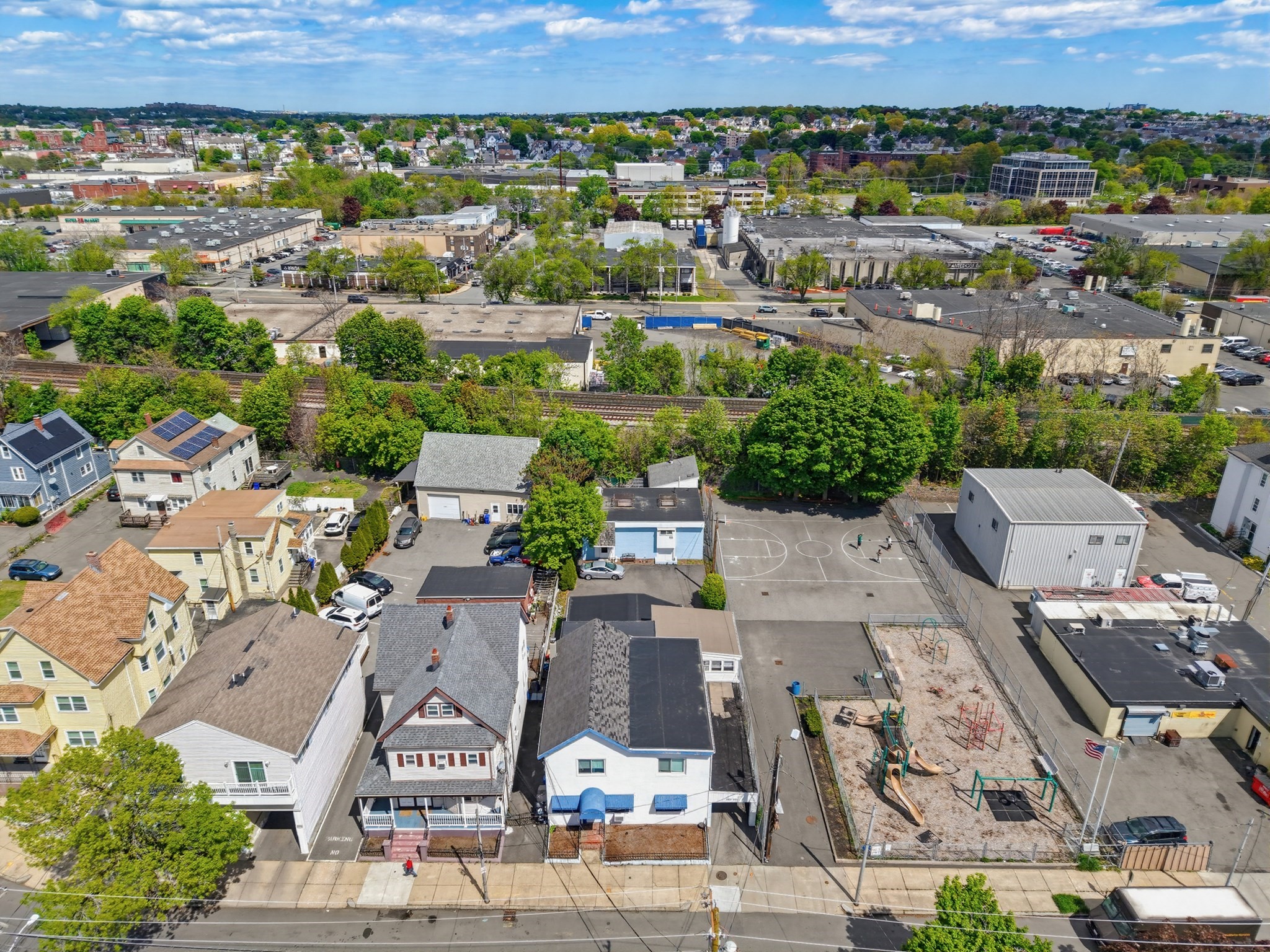 main property photo 40