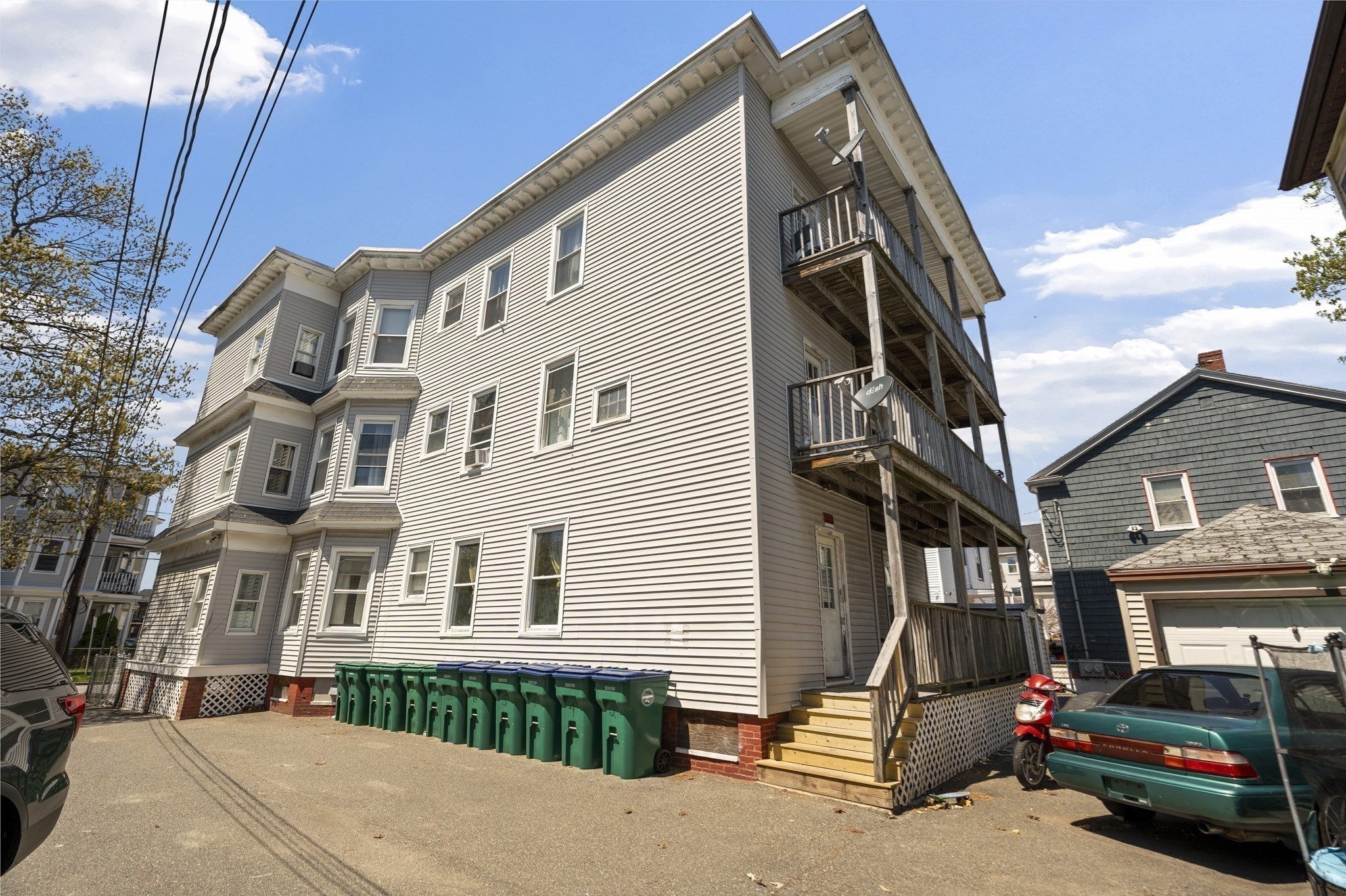 main property photo 39