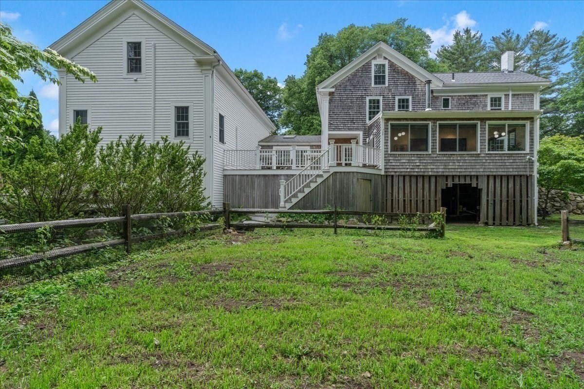 main property photo 32