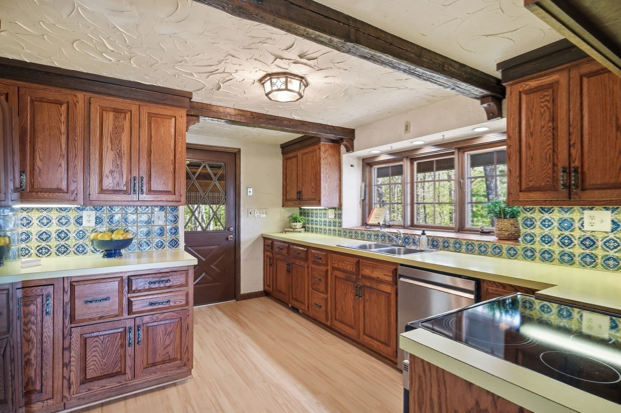 main property photo 22