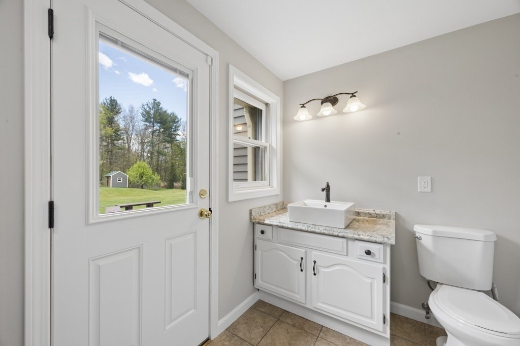 main property photo 15