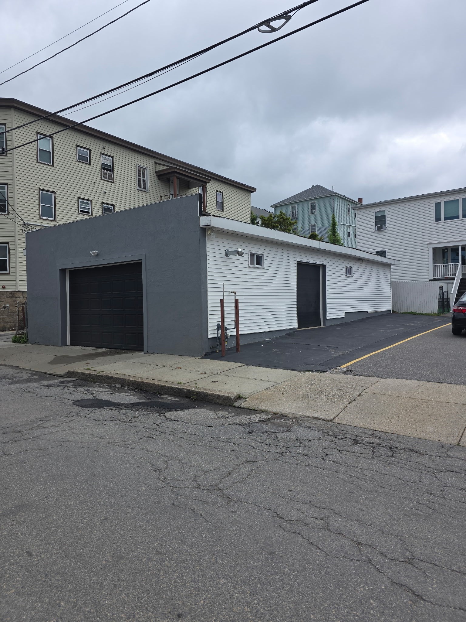 main property photo 12