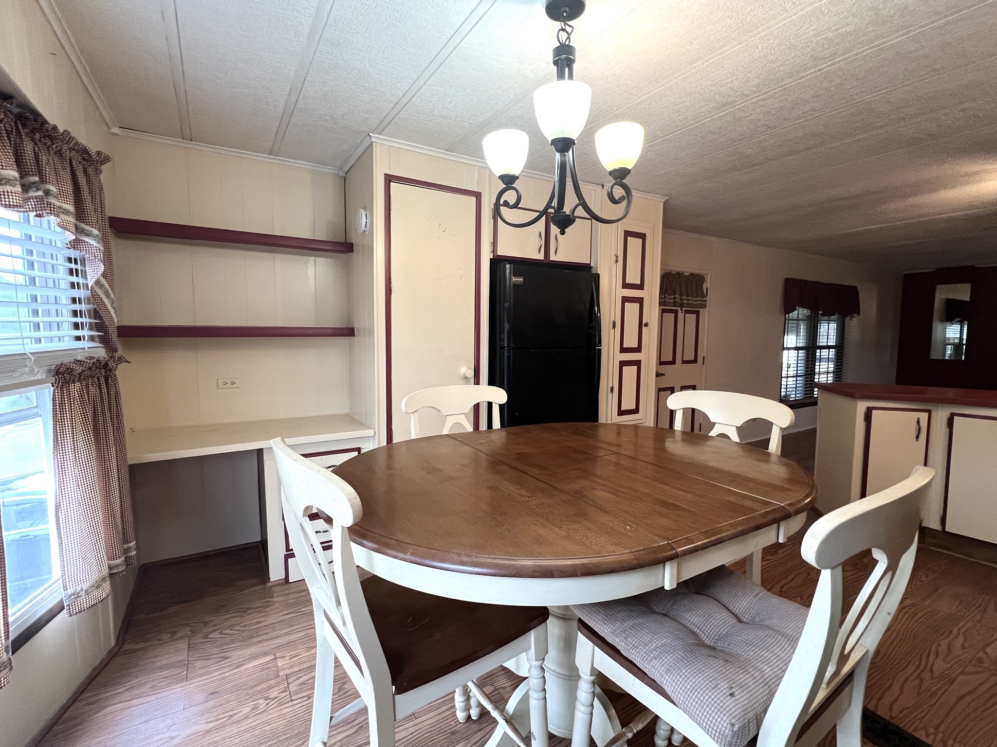 main property photo 15