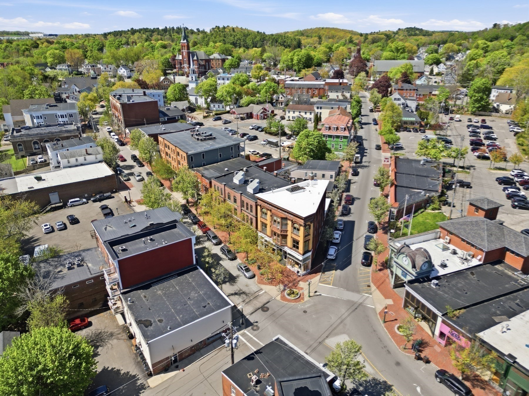 main property photo 17