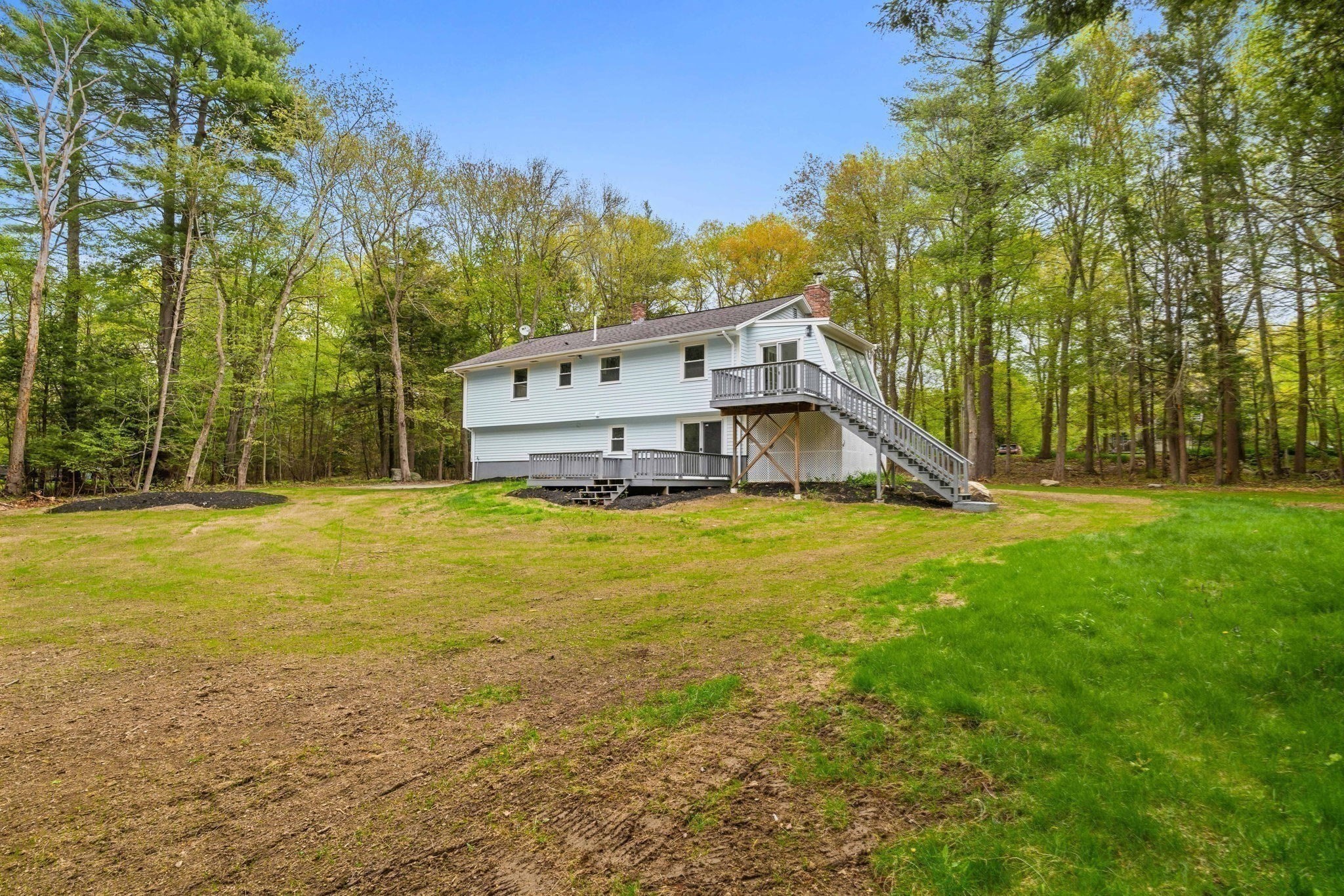 main property photo 30
