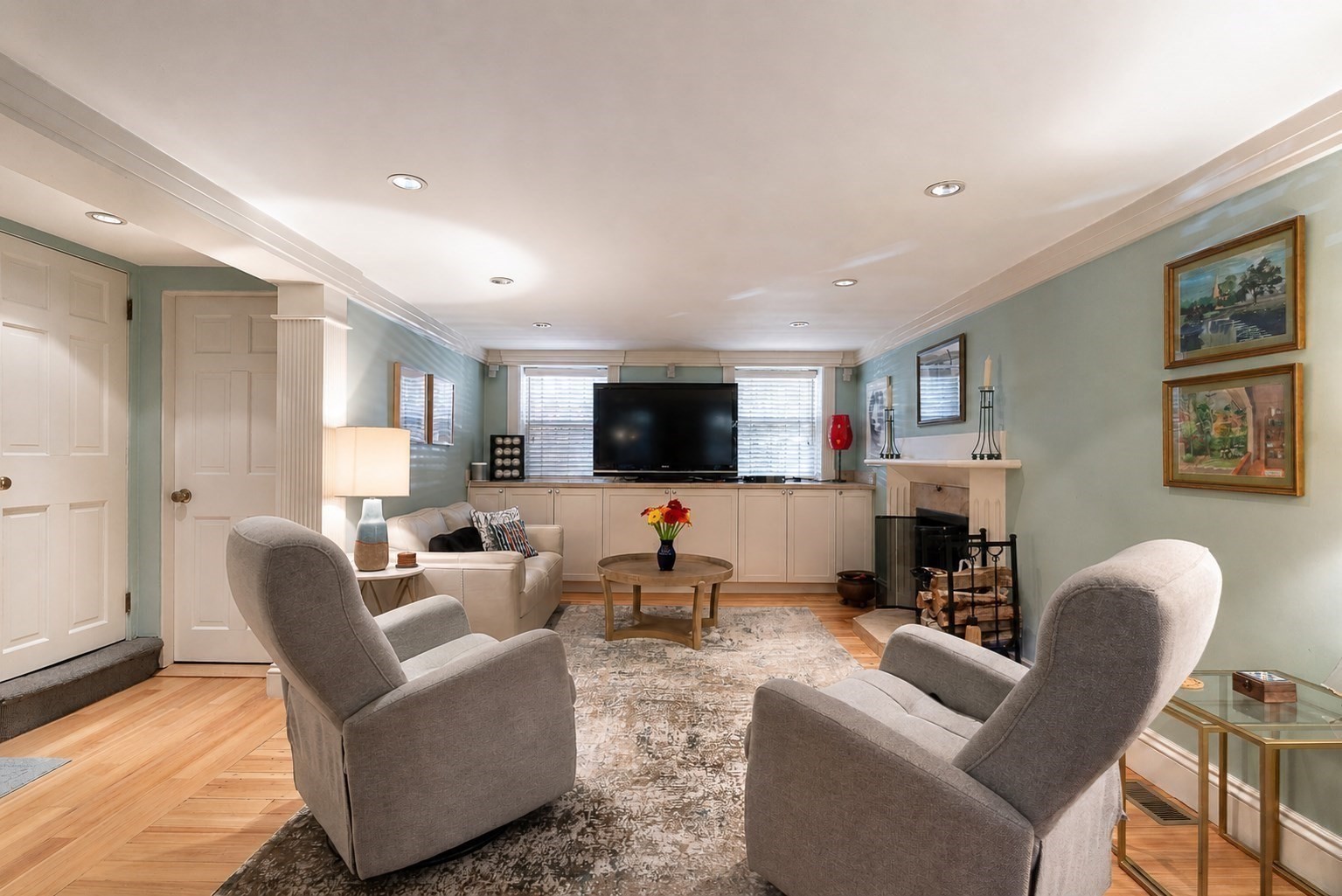 main property photo 20