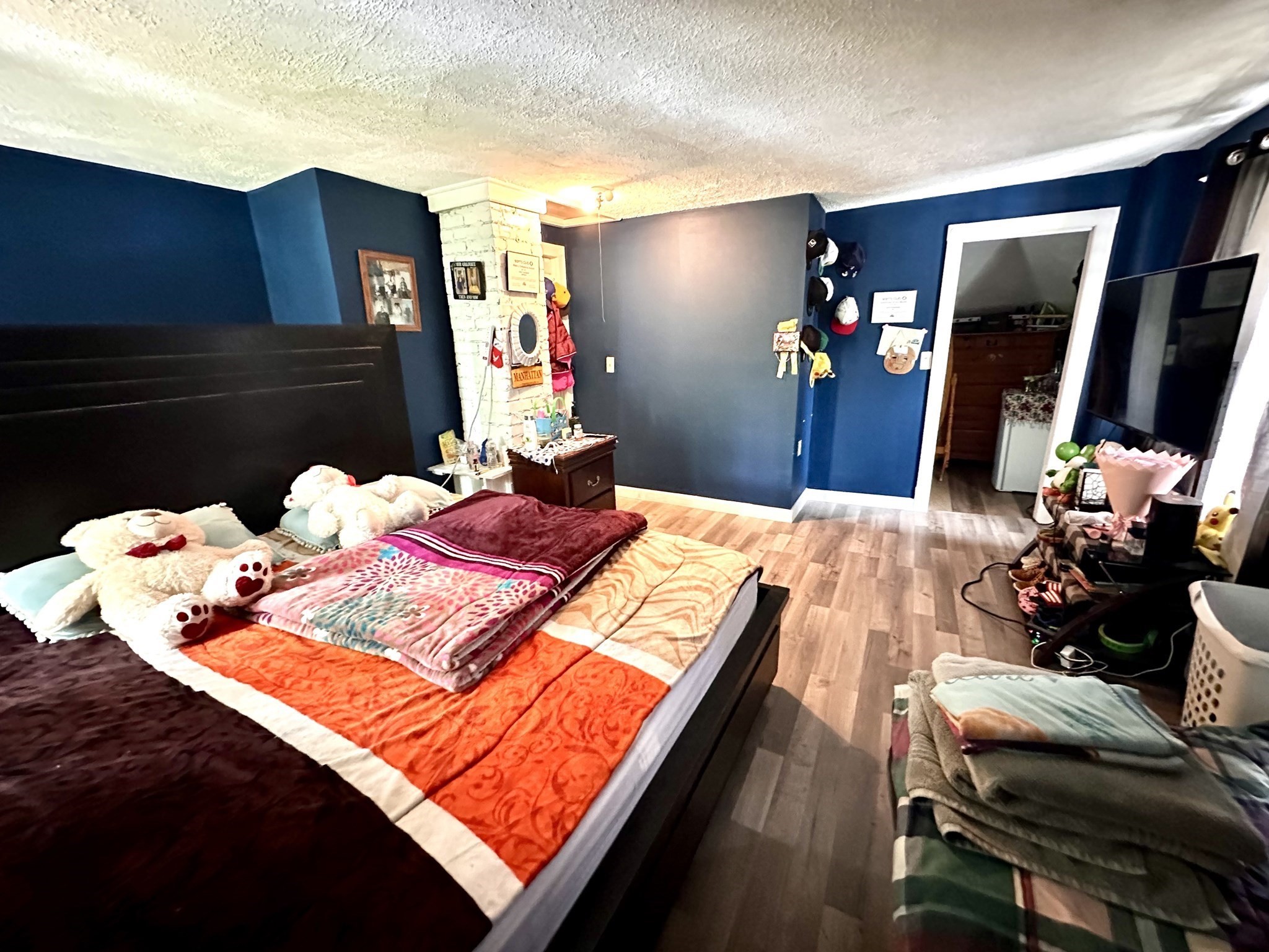 main property photo 10