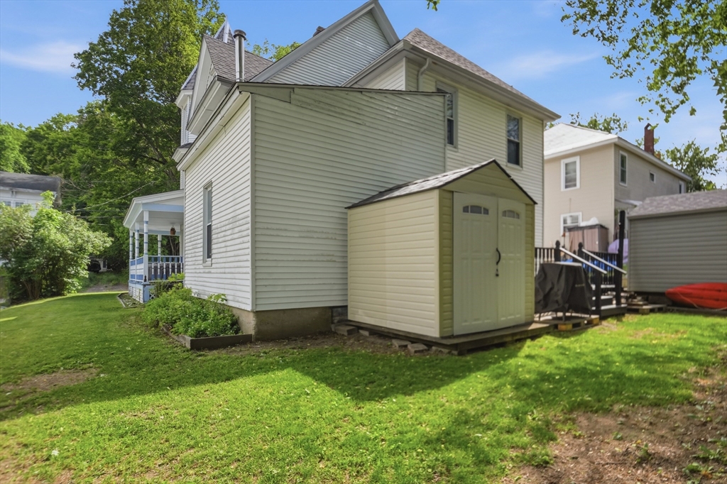 main property photo 38