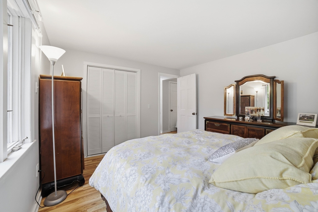 property viewer photo 11