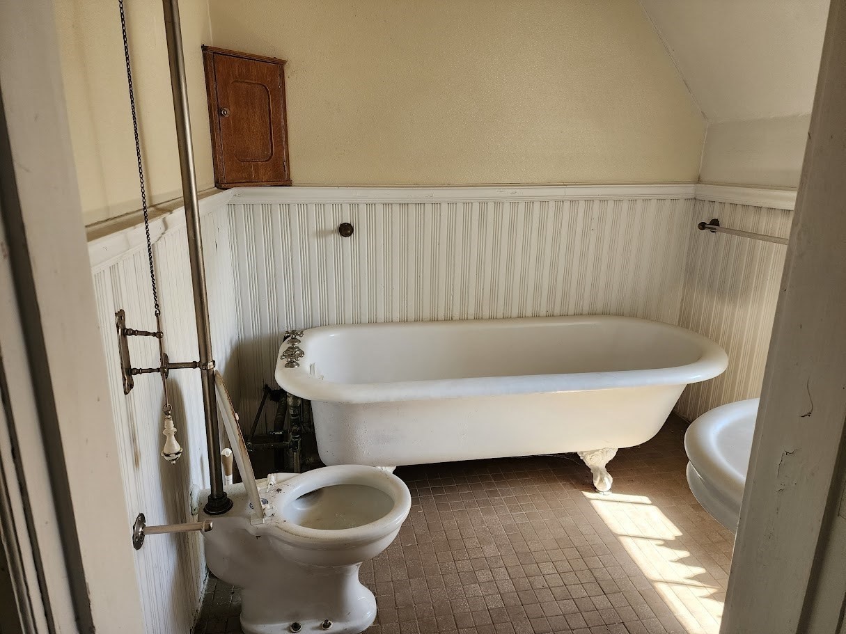 main property photo 39