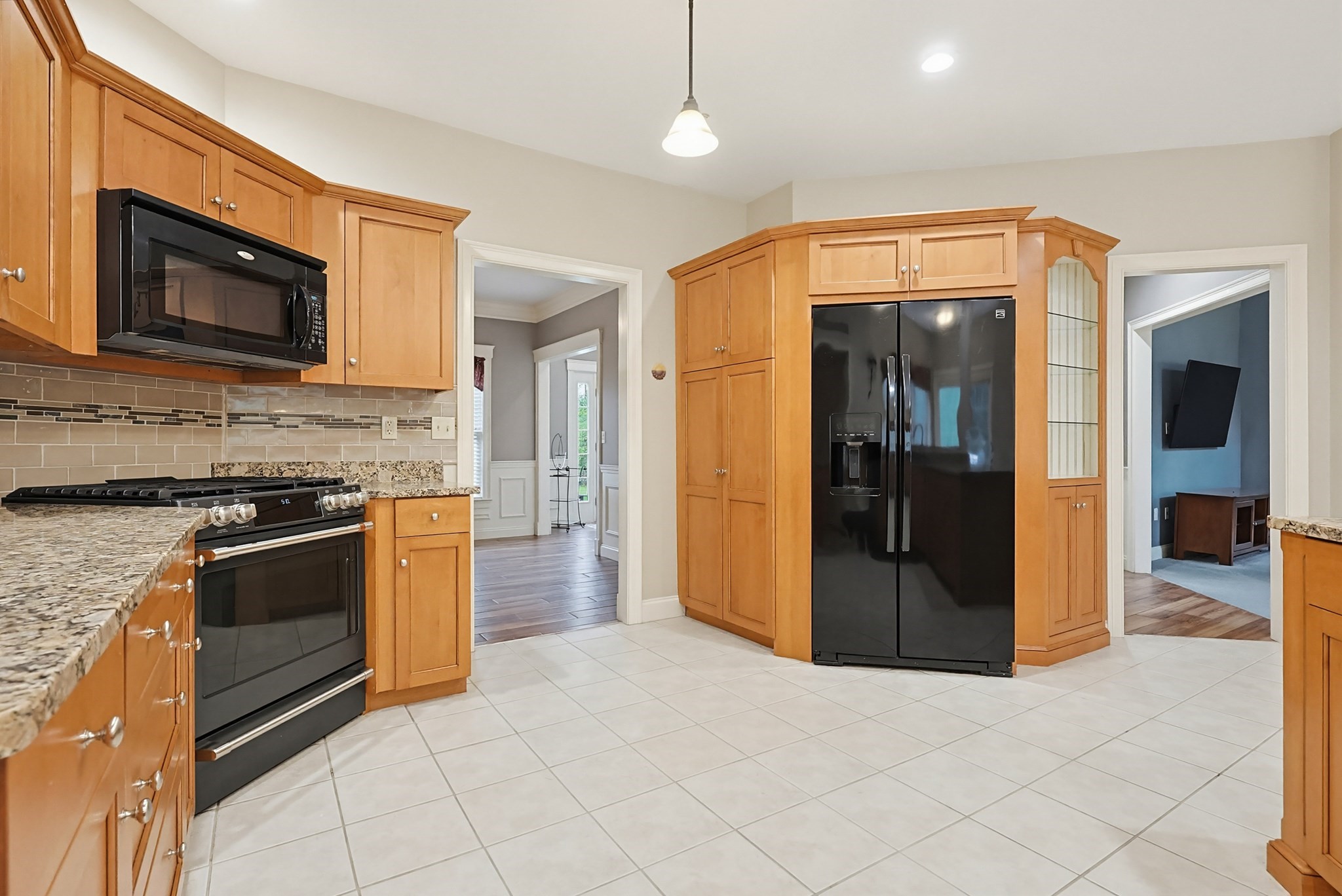 main property photo 21
