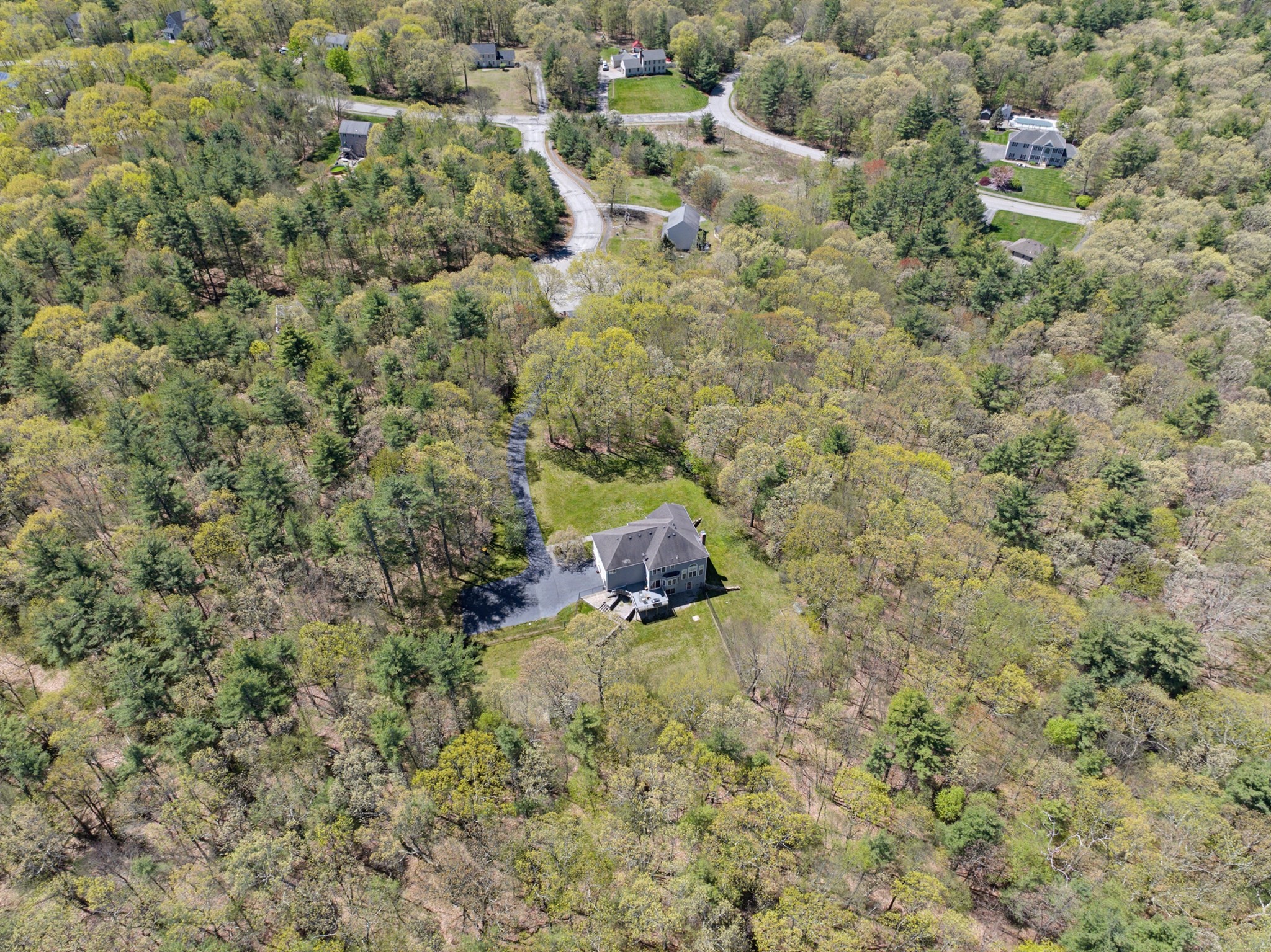 main property photo 9