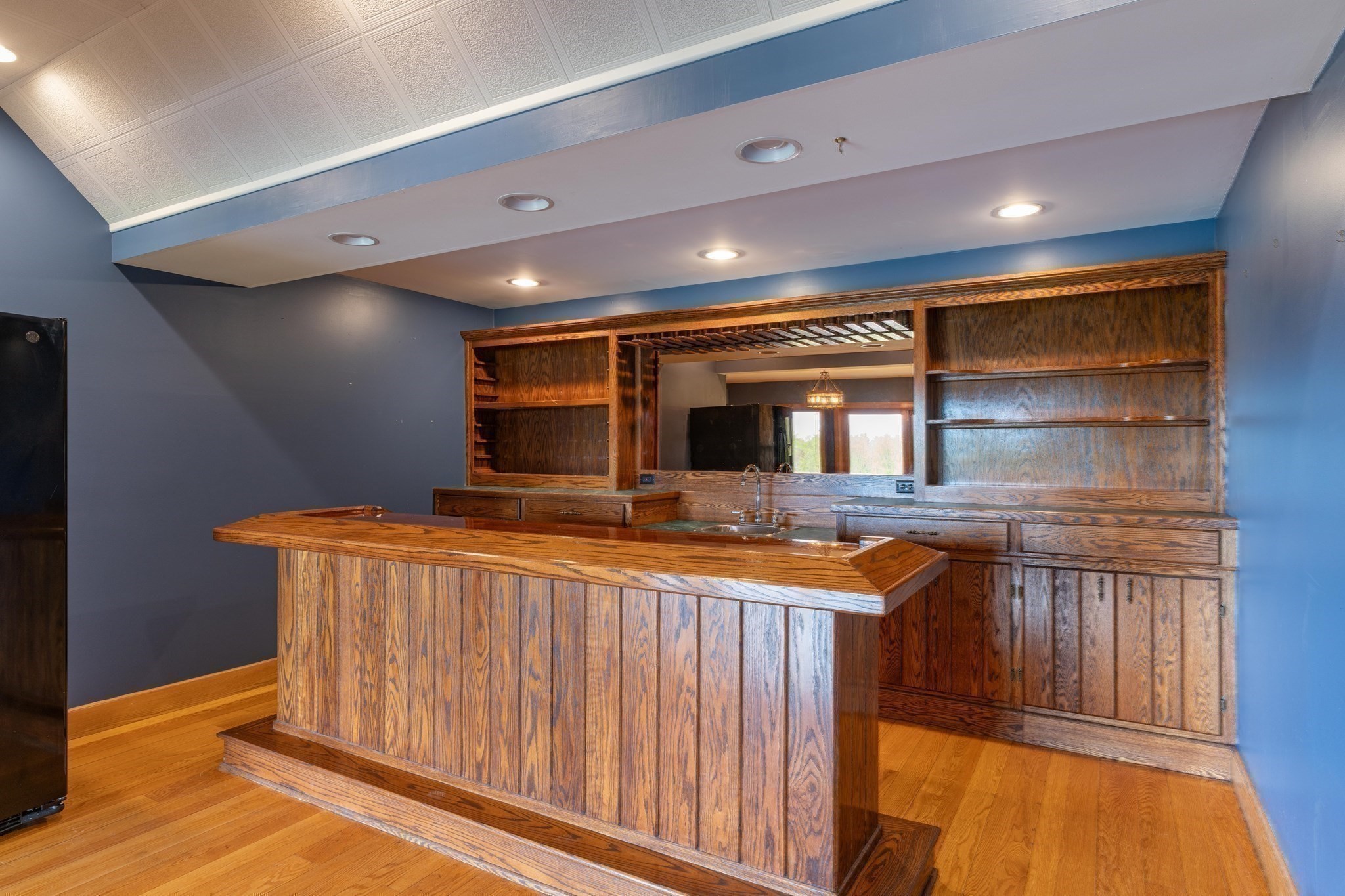 main property photo 37