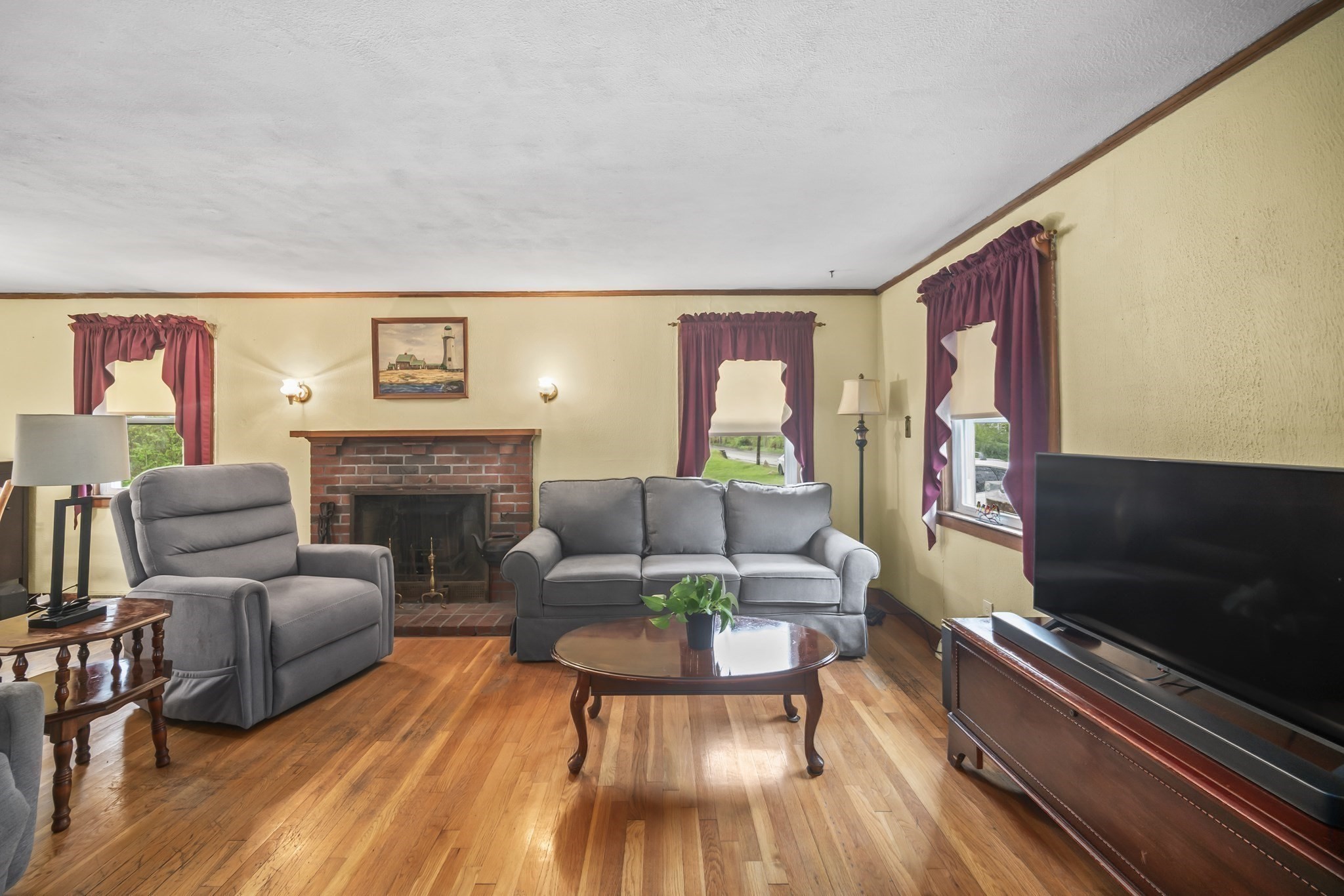 main property photo 7