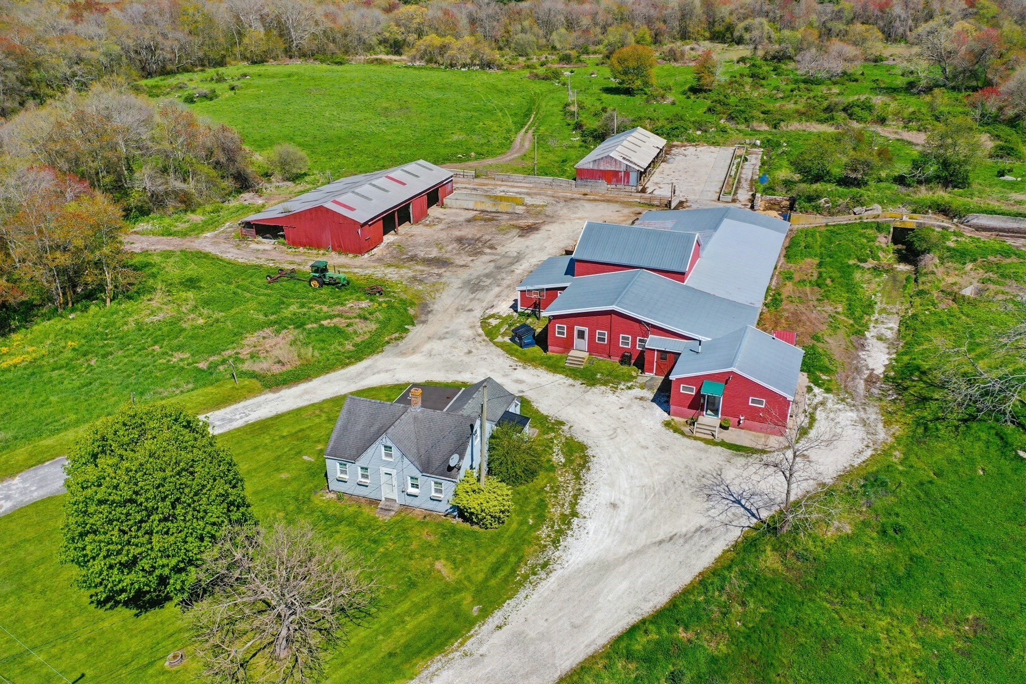 main property photo 19