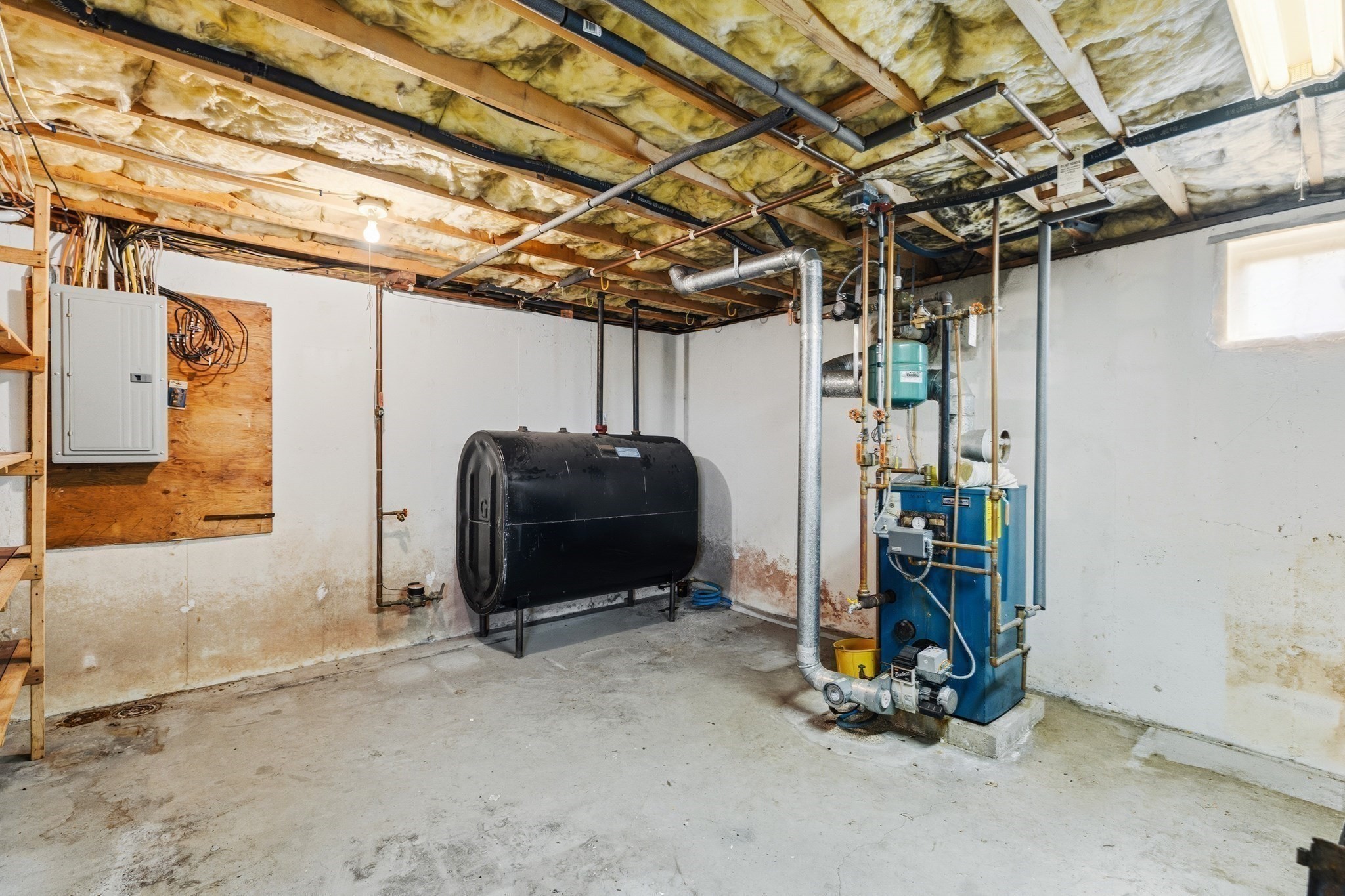 main property photo 38